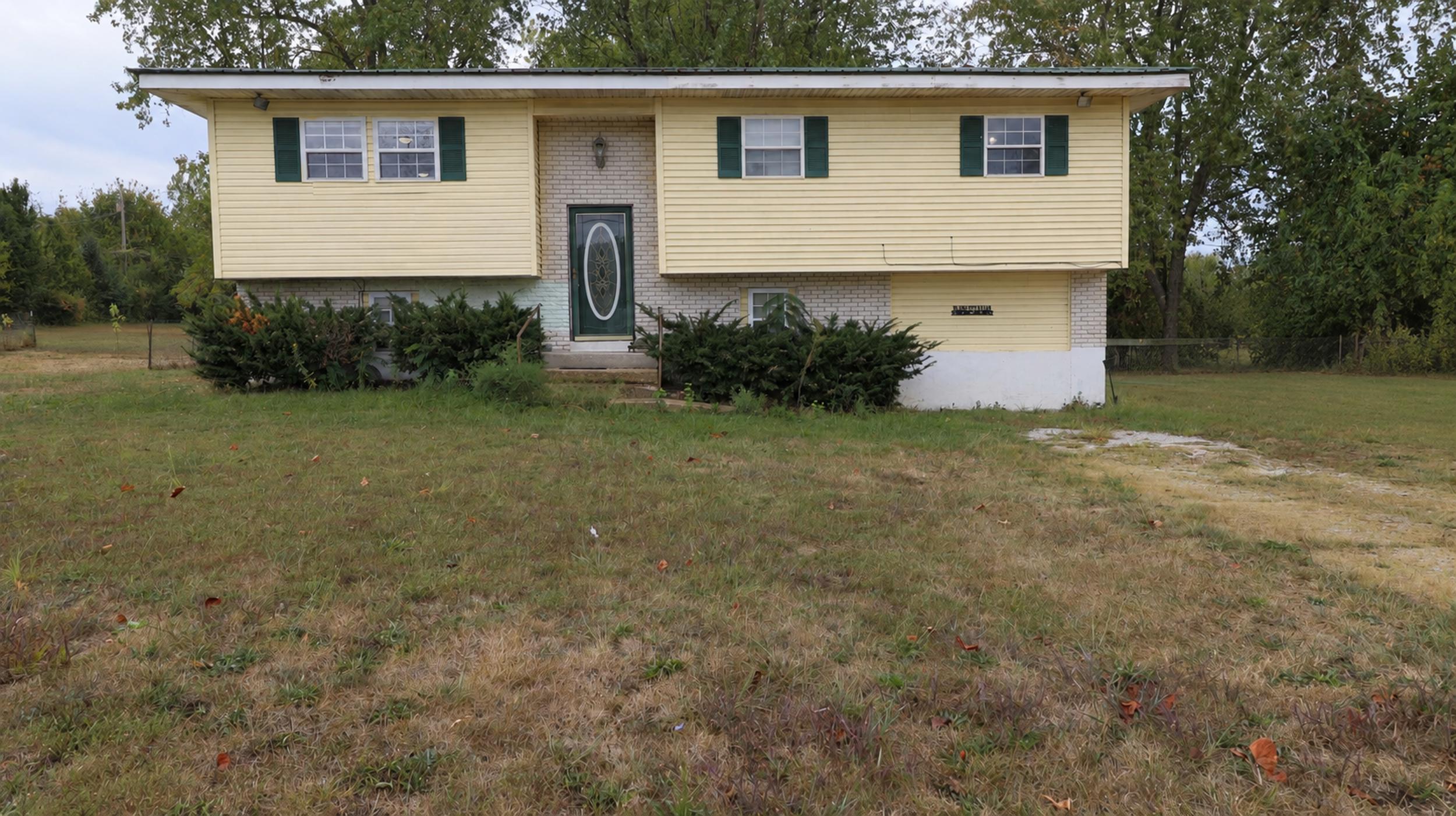 402 East Clouse Street Property Photo 2