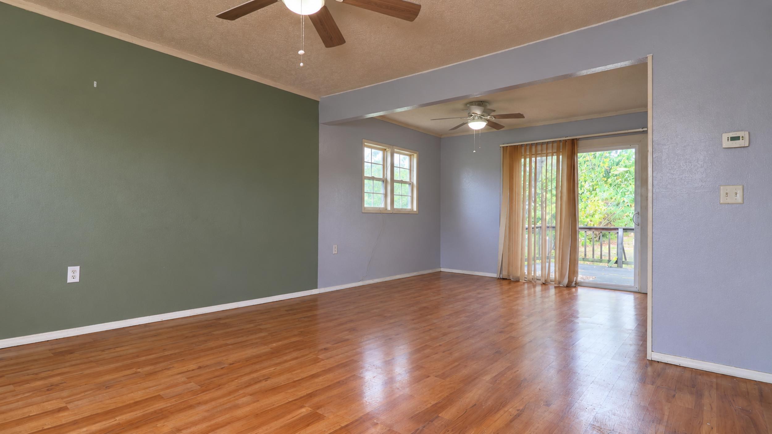 402 East Clouse Street Property Photo 11
