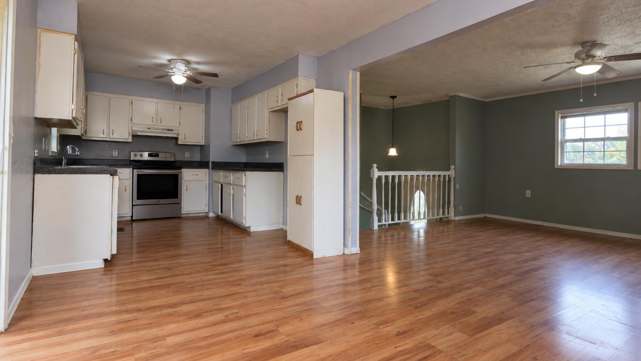 402 East Clouse Street Property Photo 13