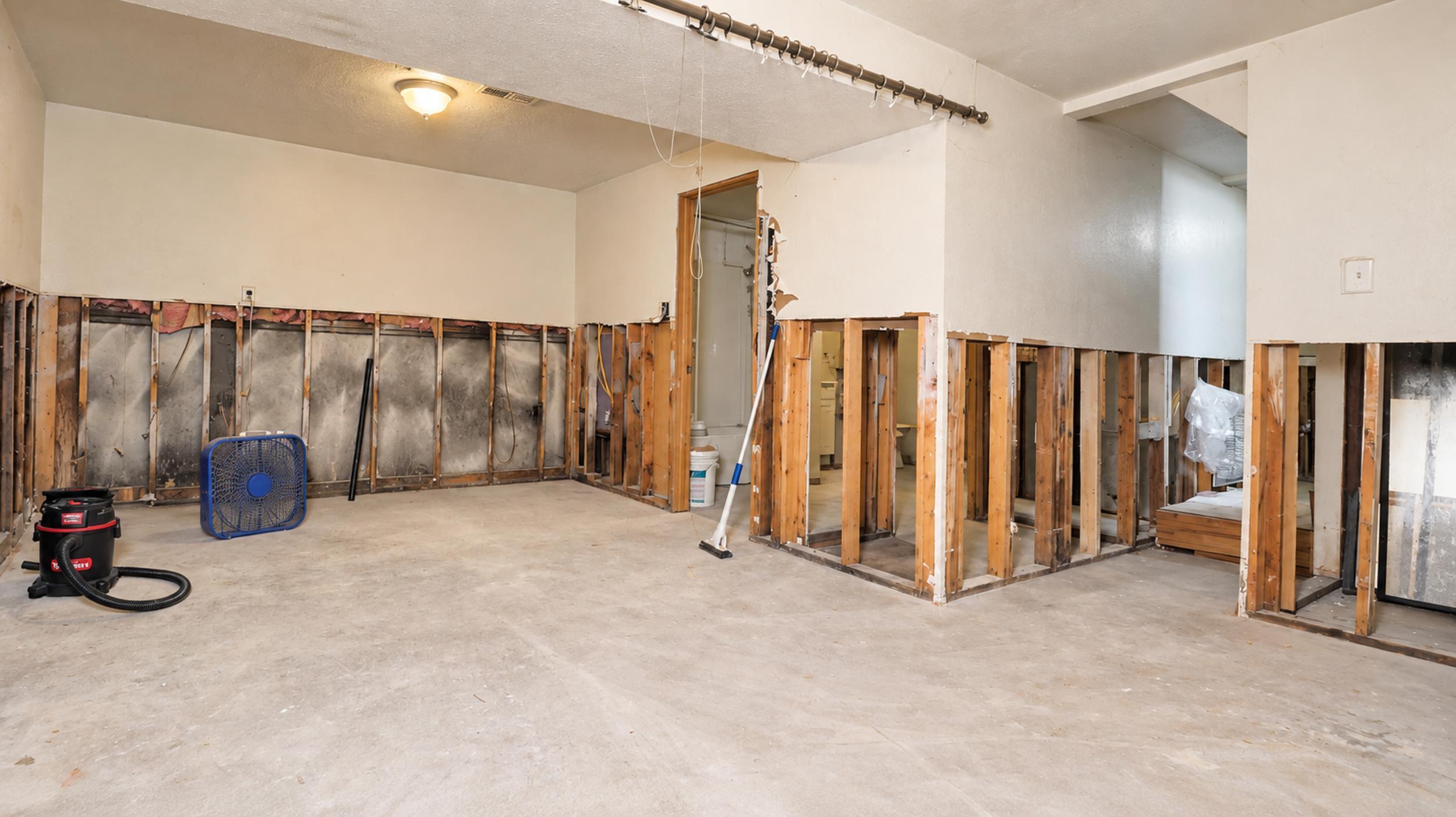 402 East Clouse Street Property Photo 24