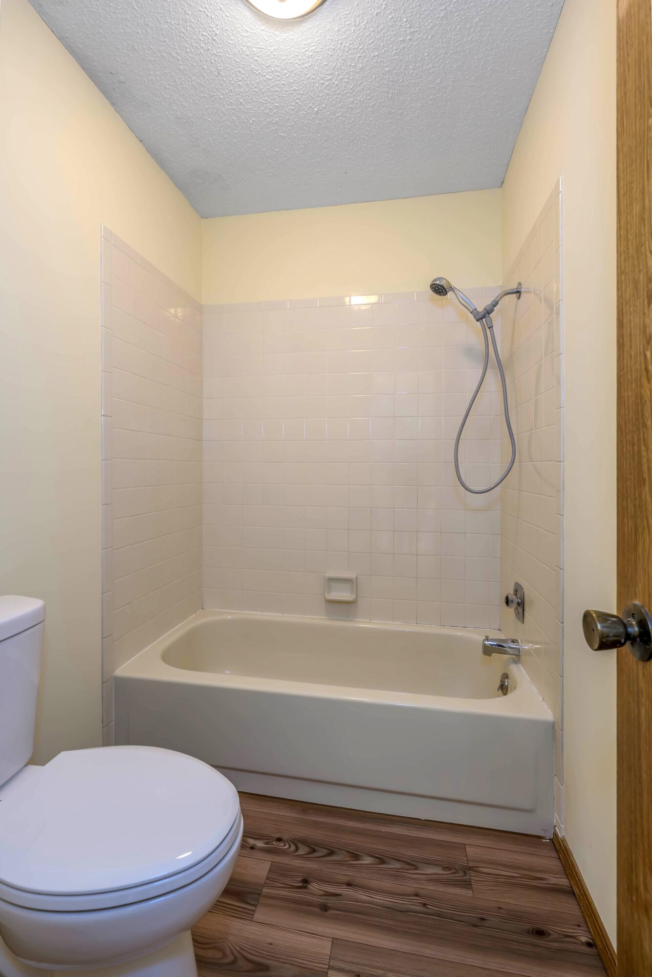 1141 East Cambridge Street Property Photo 18