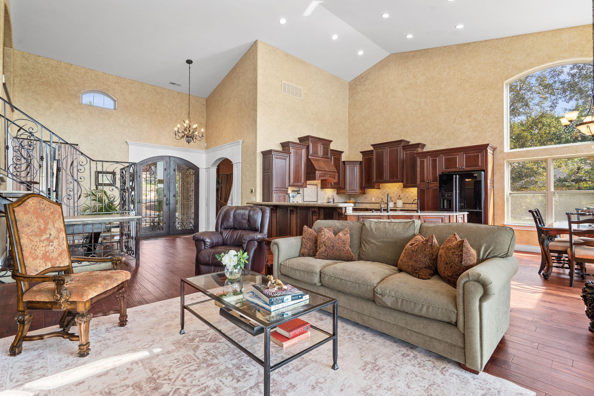 138 Longshore Drive Property Photo 12