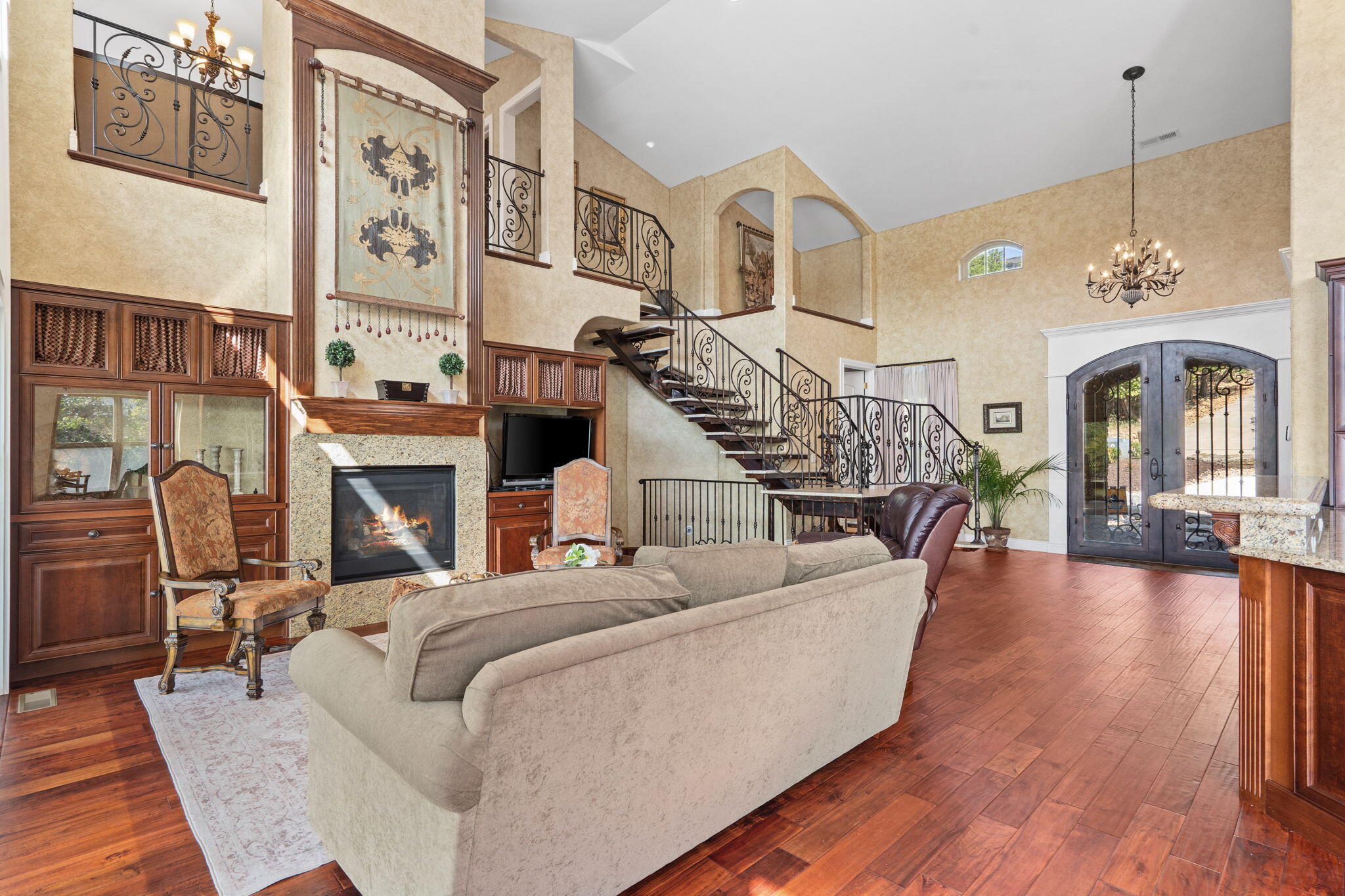 138 Longshore Drive Property Photo 13