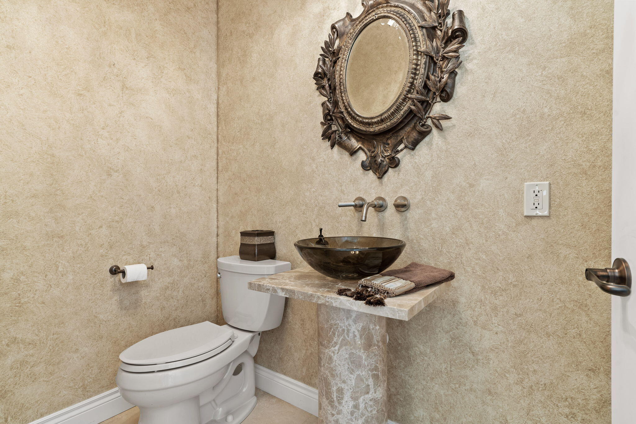 138 Longshore Drive Property Photo 22
