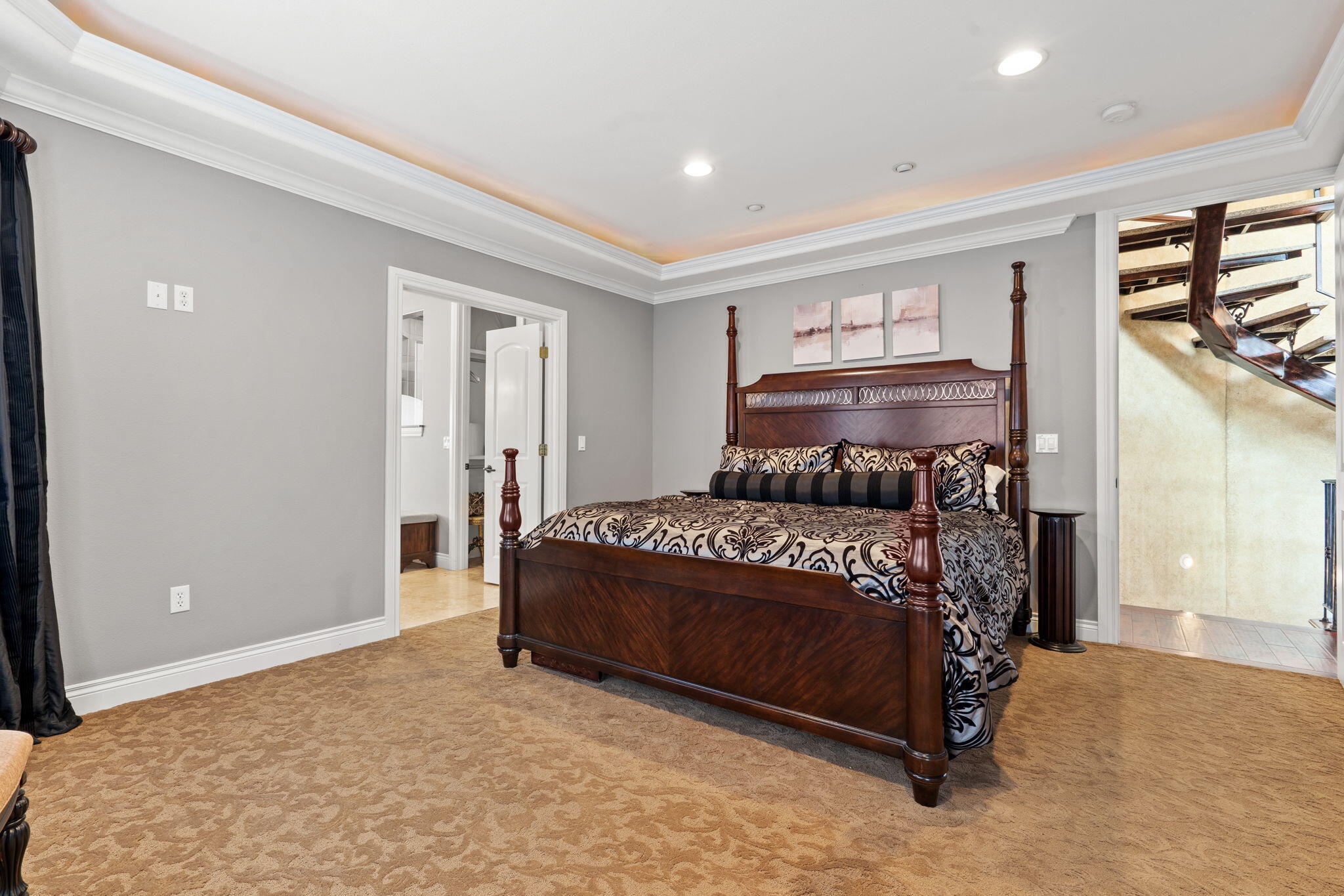 138 Longshore Drive Property Photo 23