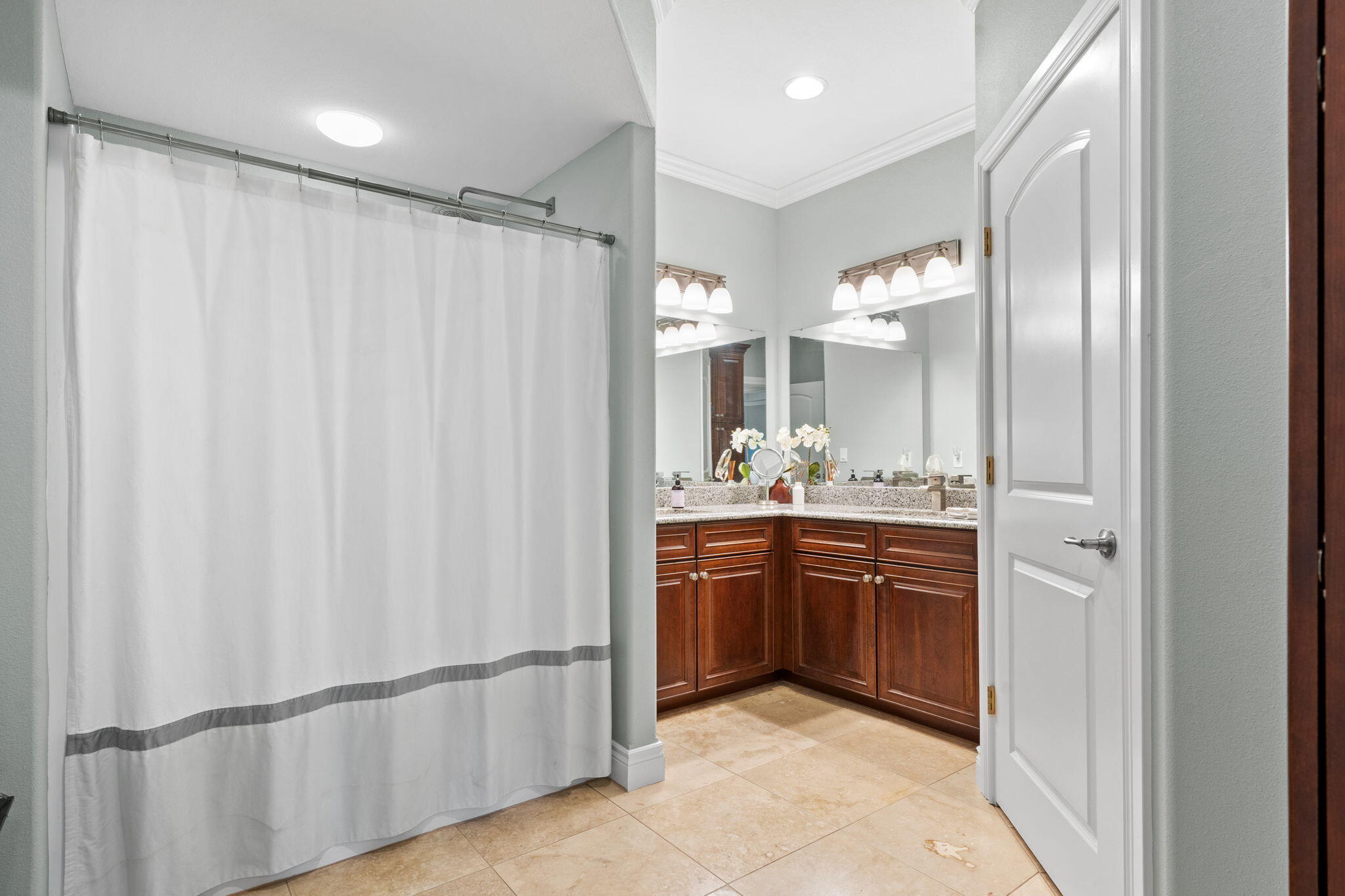 138 Longshore Drive Property Photo 44