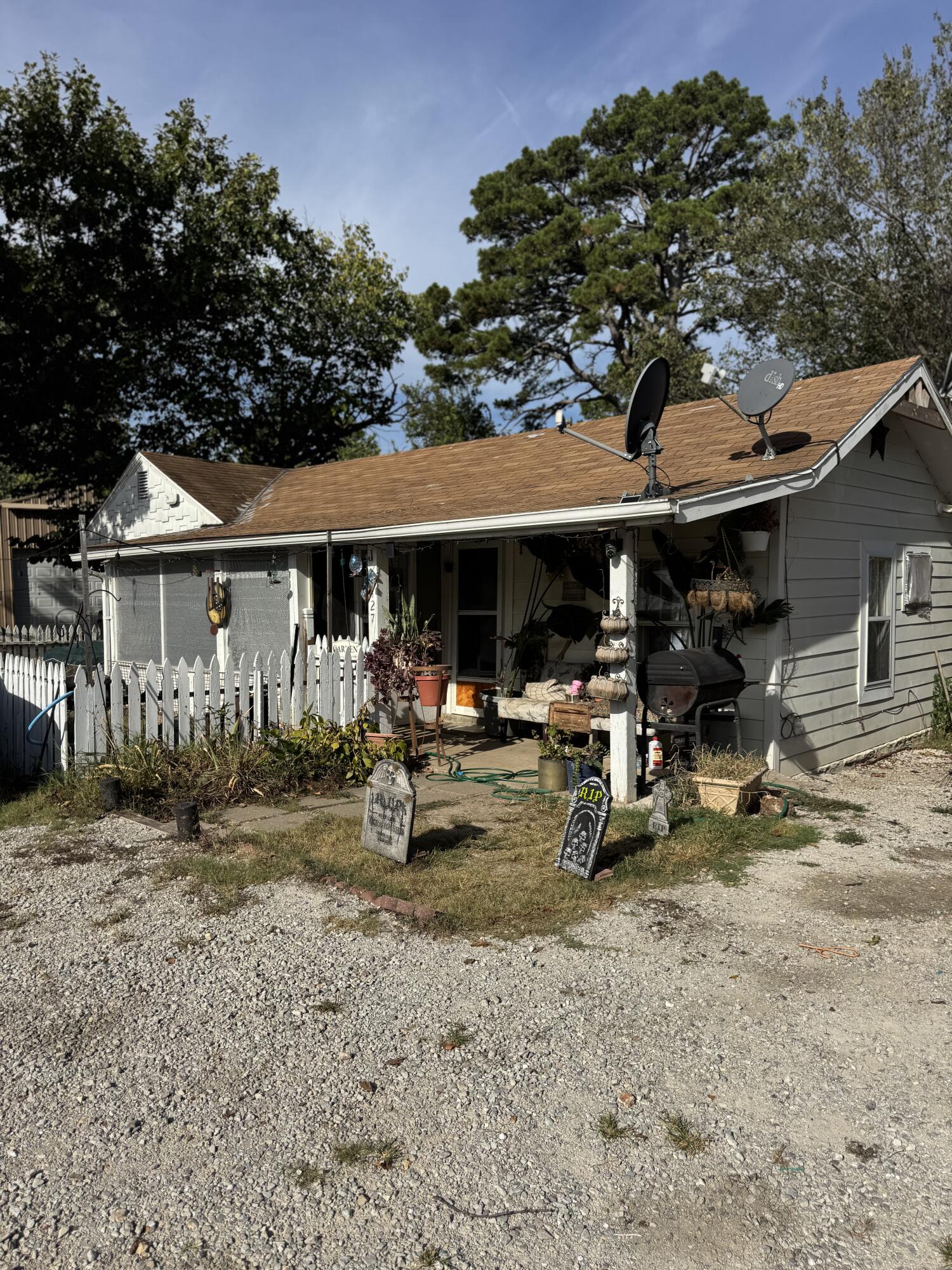 7127 State Hwyi 13 Property Photo 1