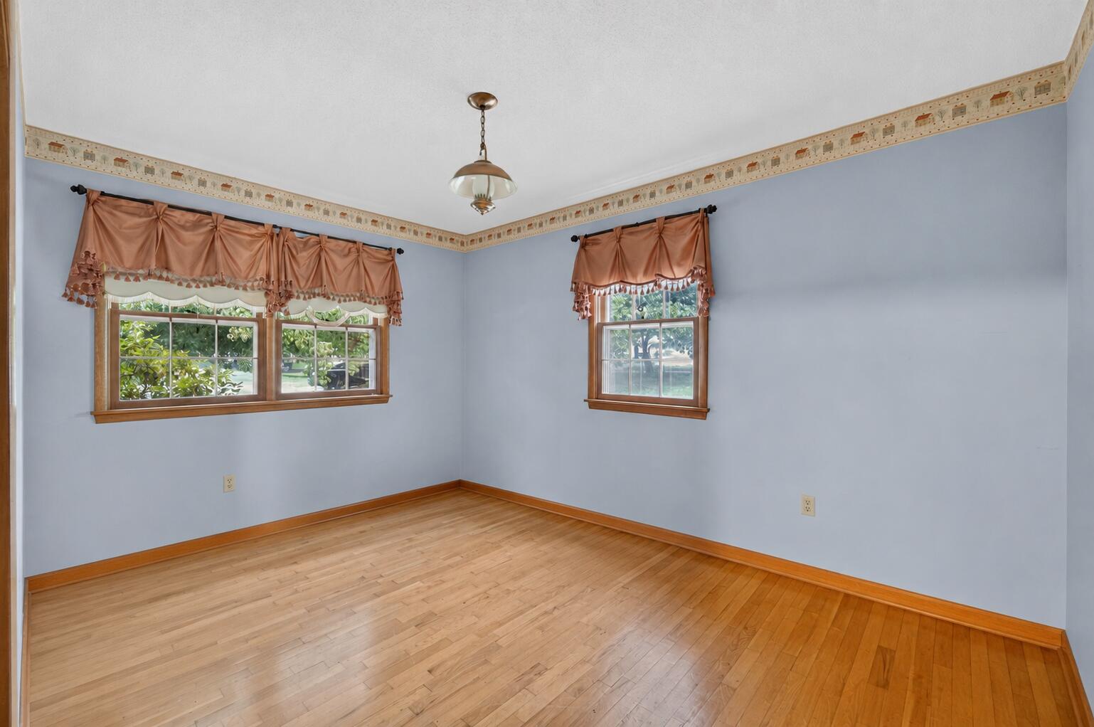 410 South Watson Street Property Photo 13