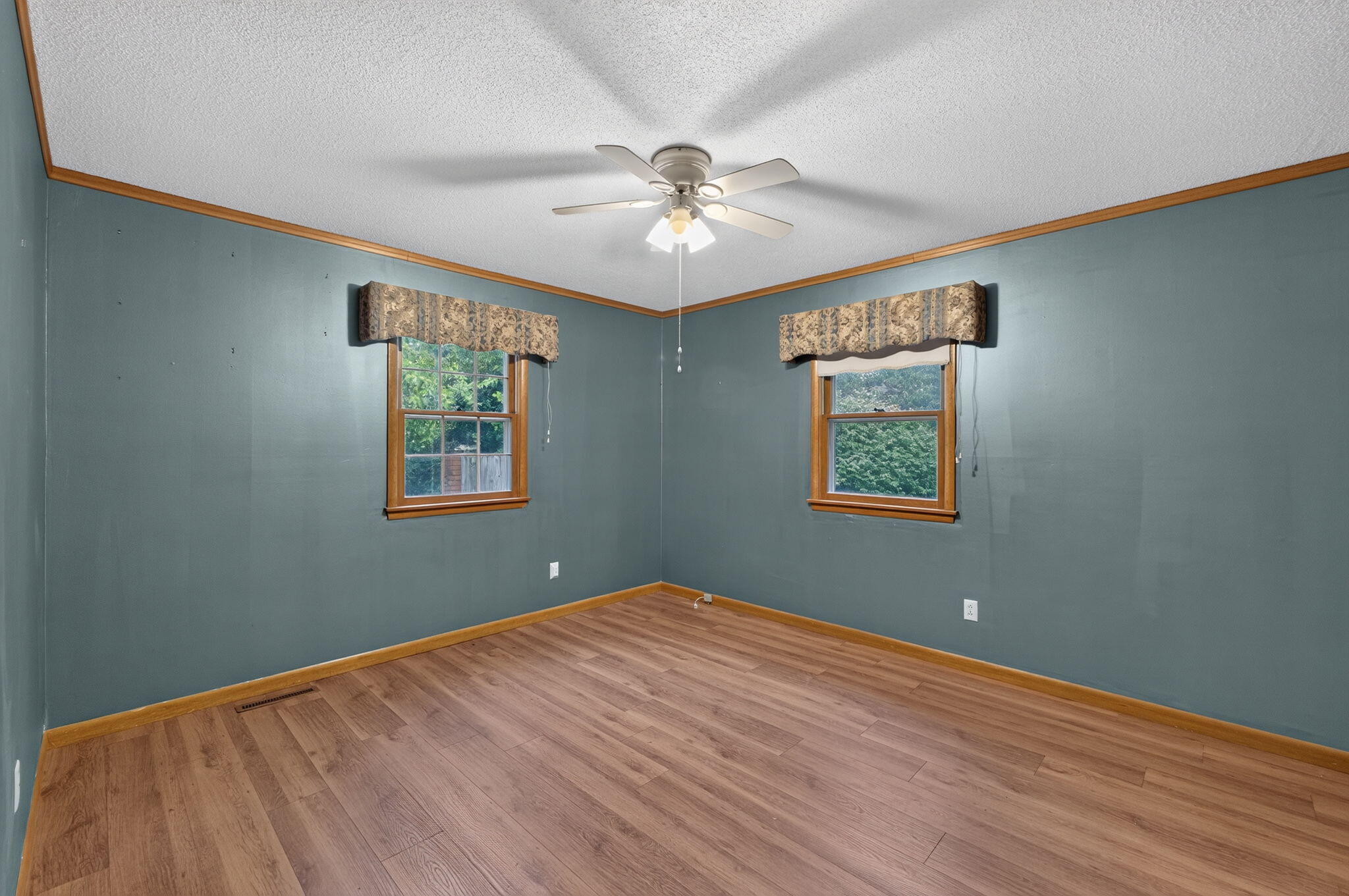 410 South Watson Street Property Photo 14