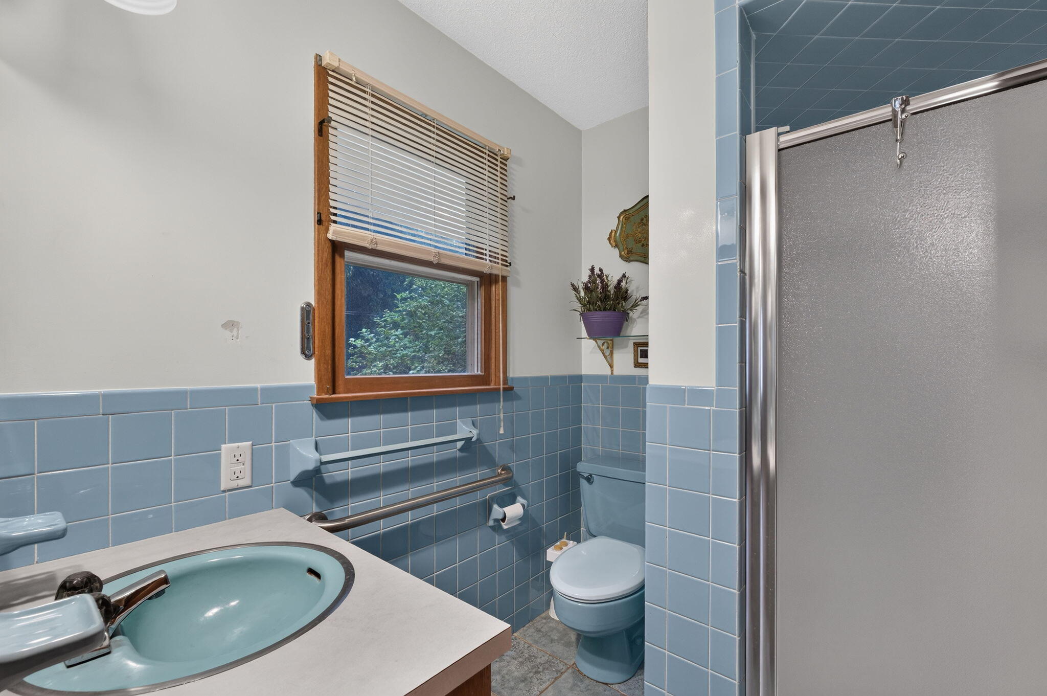 410 South Watson Street Property Photo 16