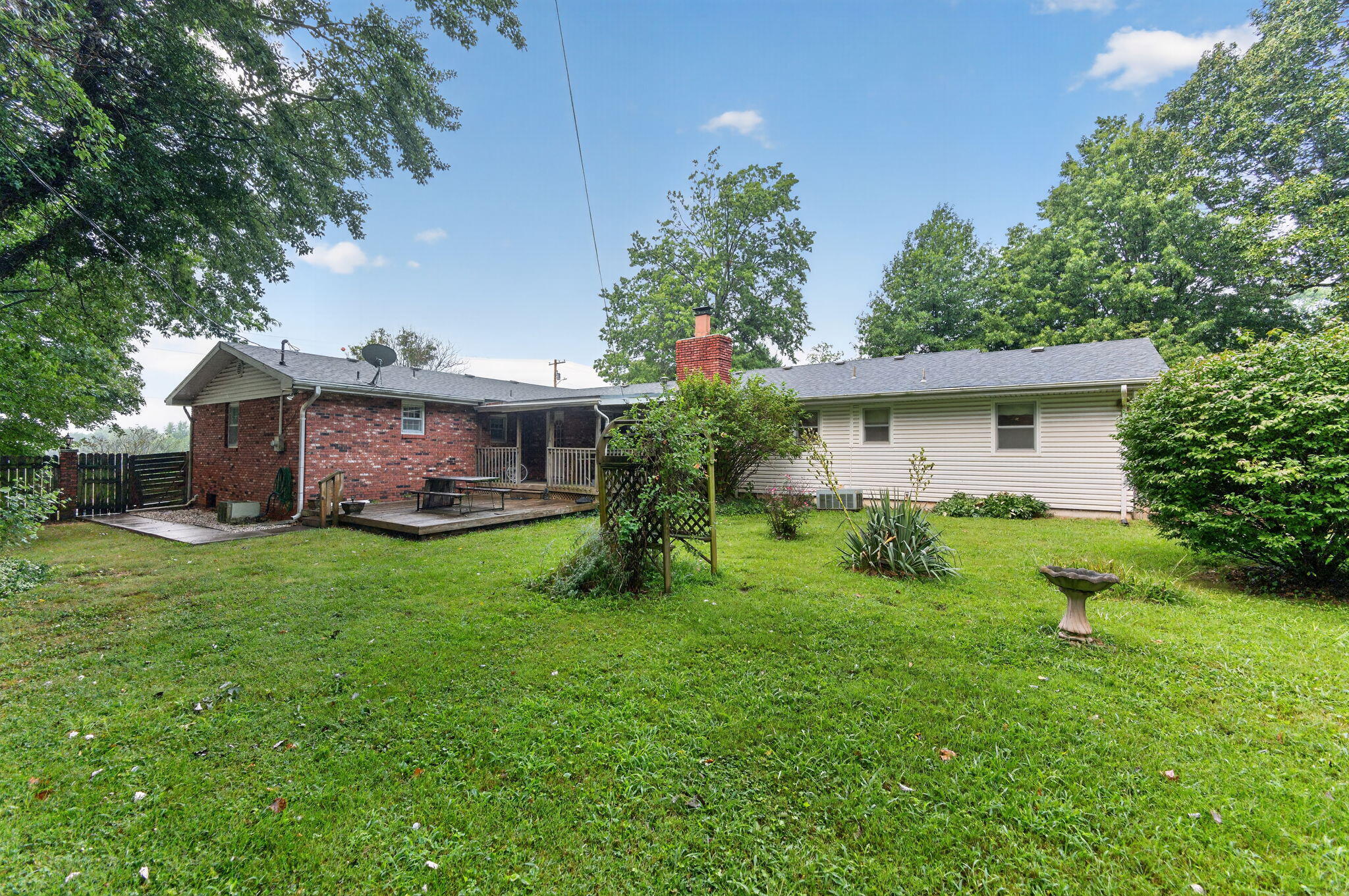 410 South Watson Street Property Photo 27