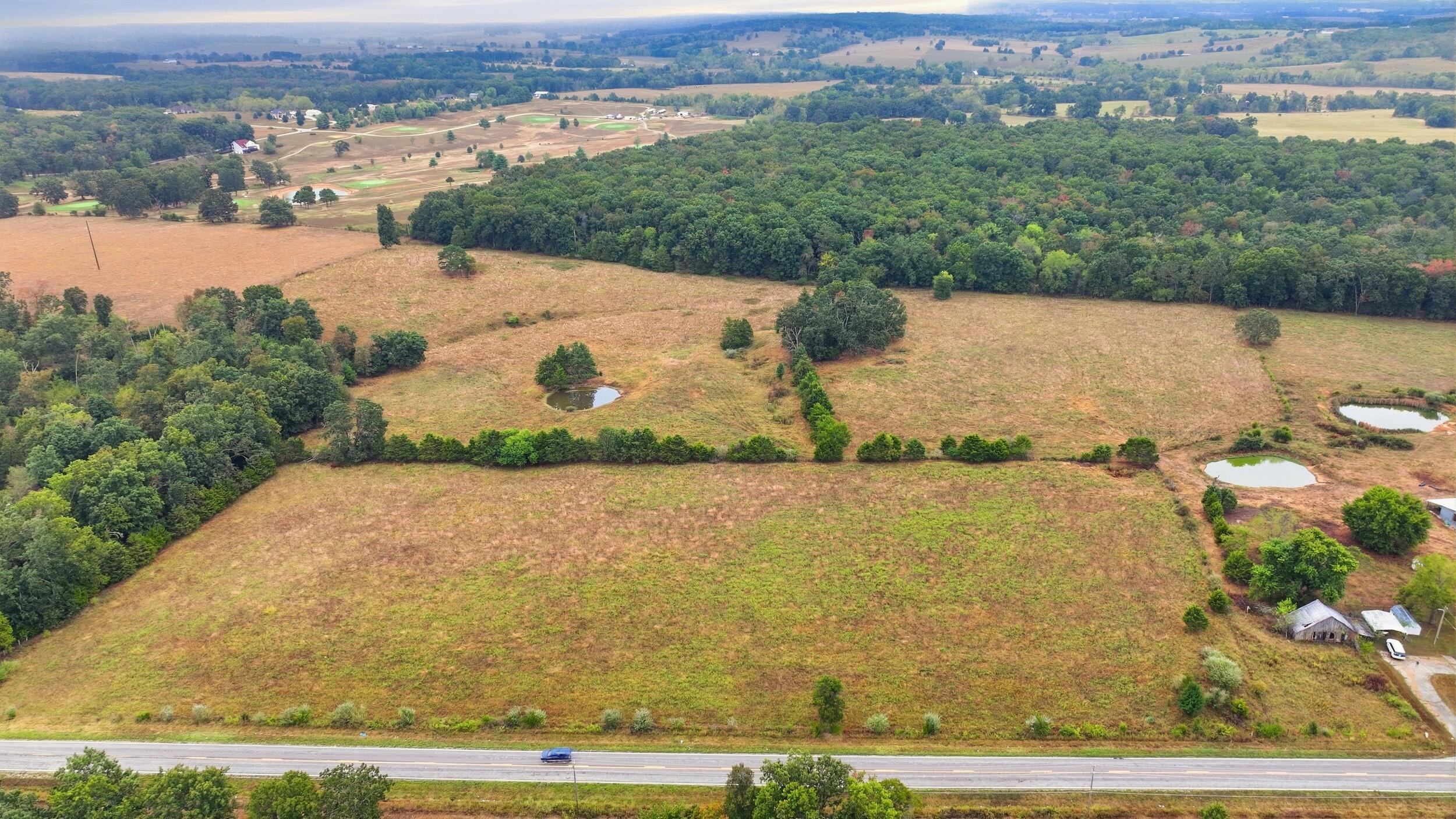 17108 Highway B Property Photo 3