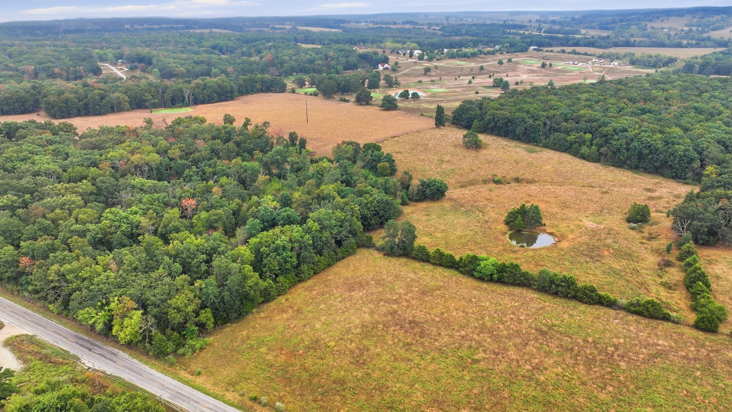 17108 Highway B Property Photo 4