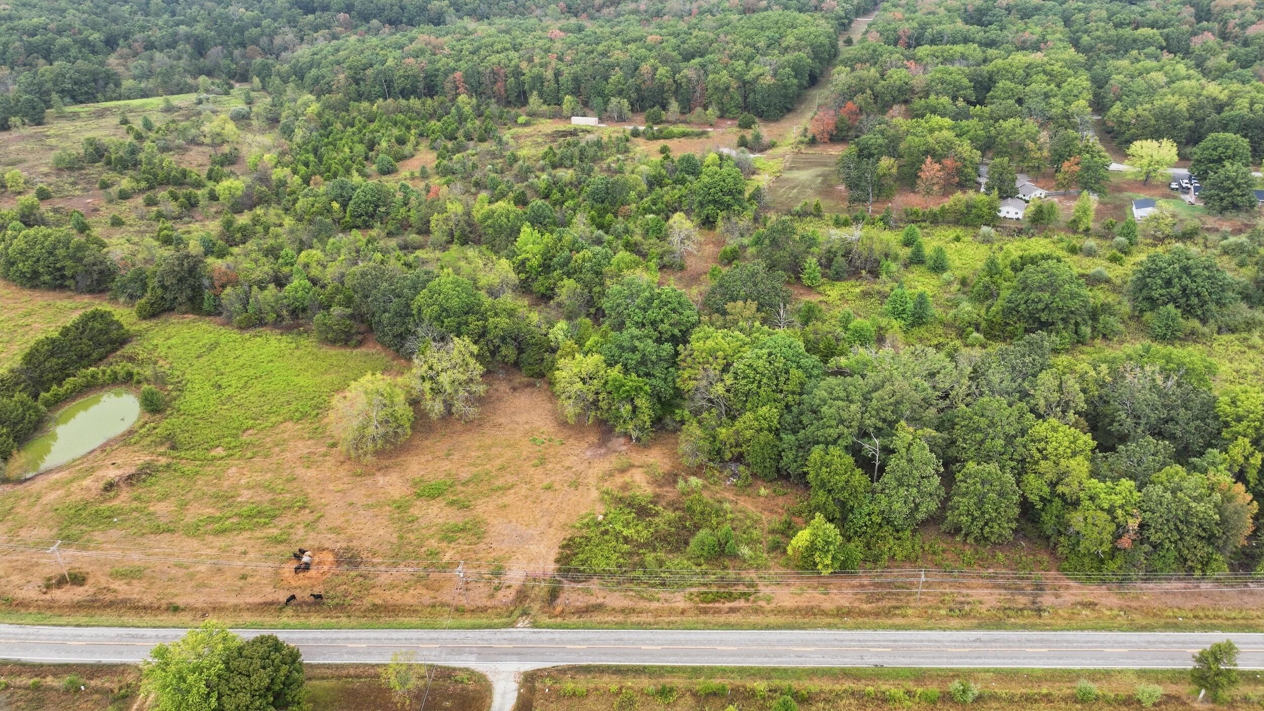 17108 Highway B Property Photo 6