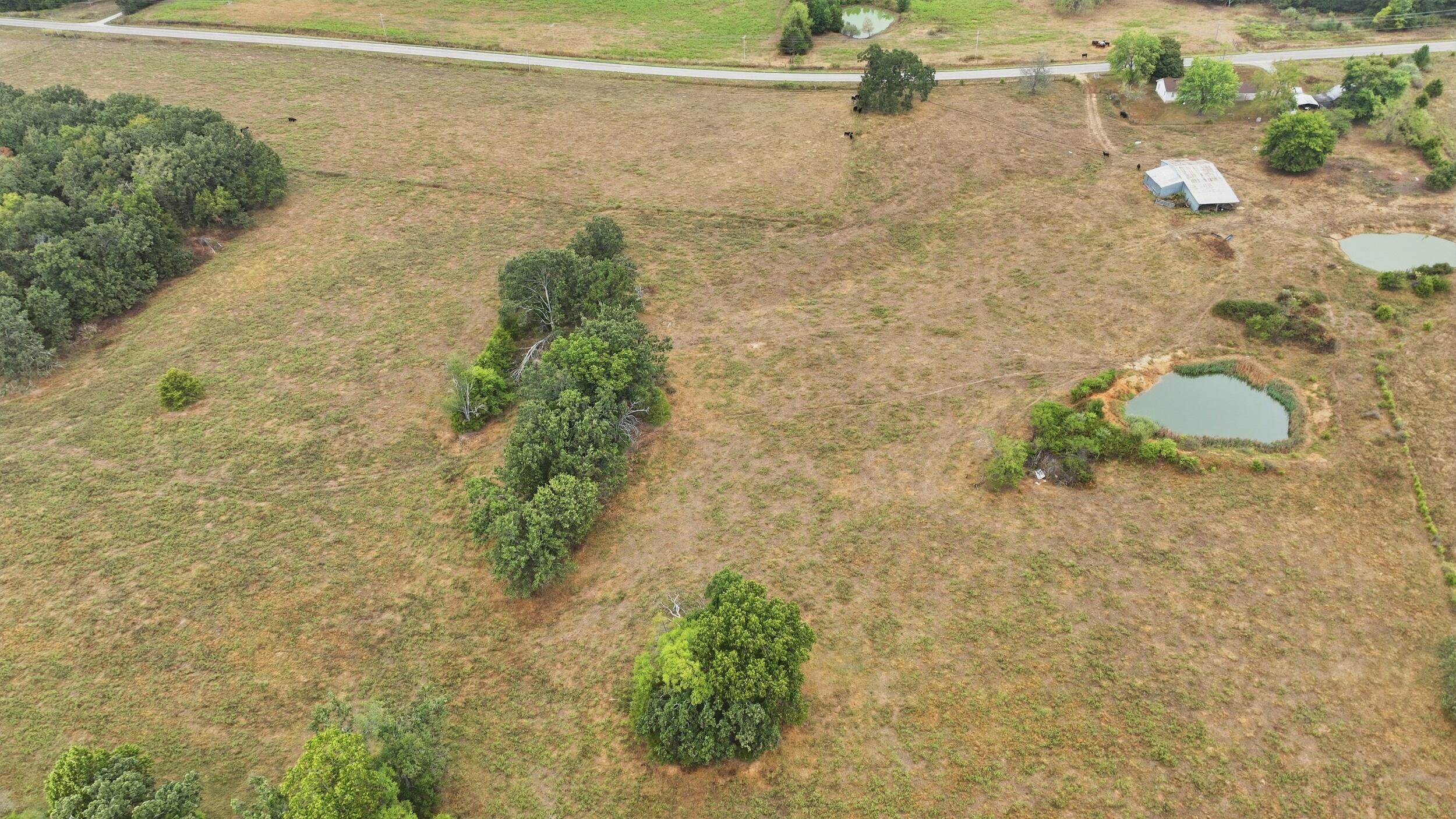 17108 Highway B Property Photo 10