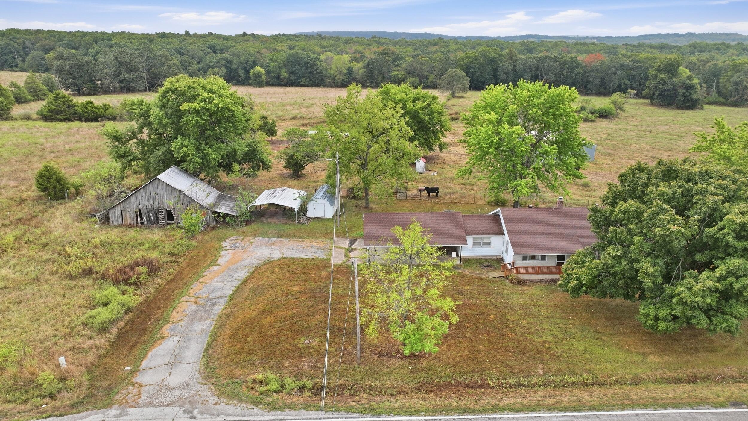 17108 Highway B Property Photo 19