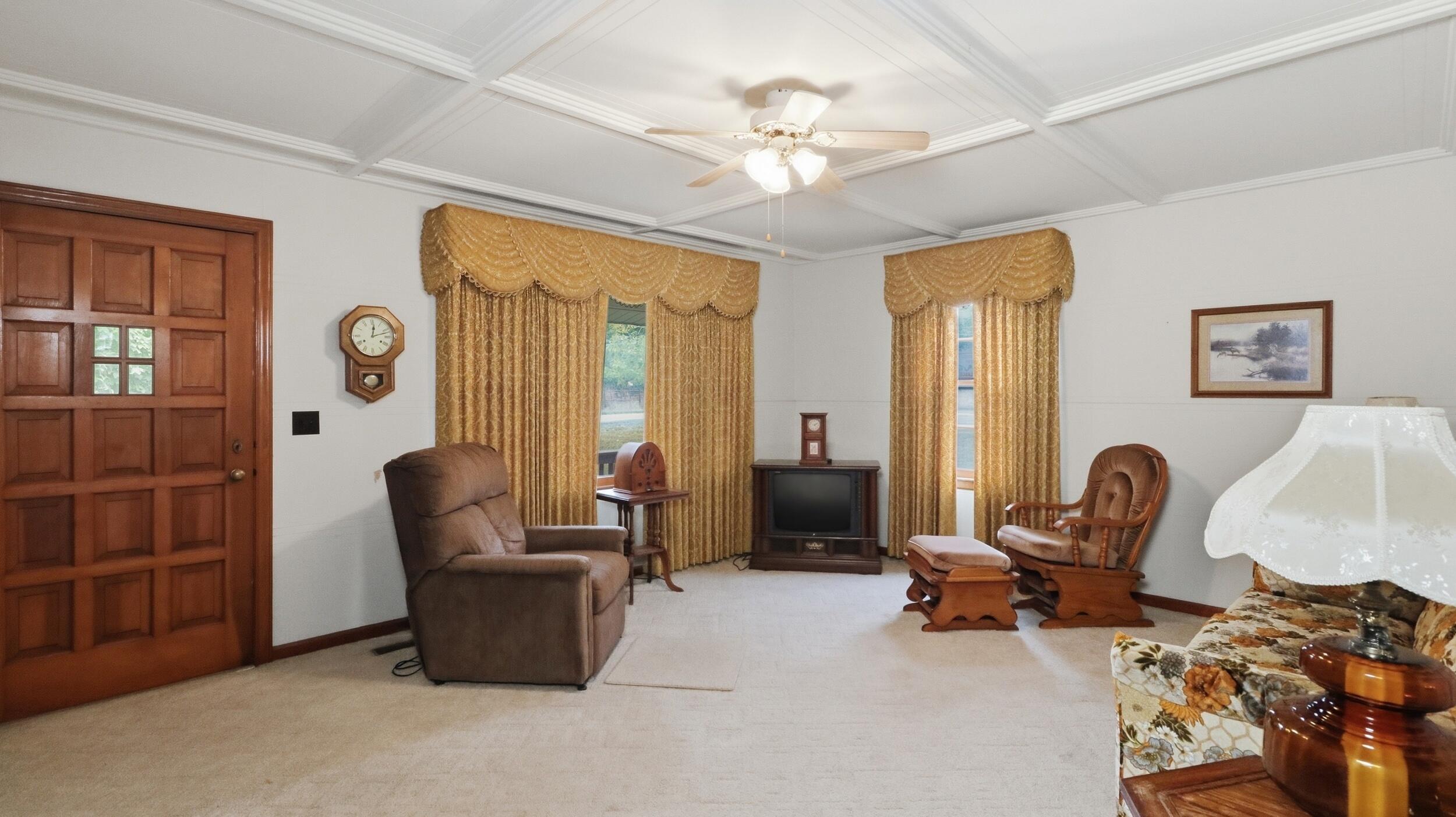 17108 Highway B Property Photo 21