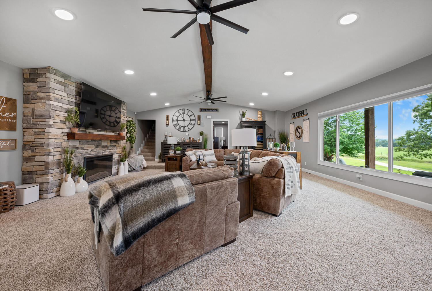 4020 Highway O Property Photo 13