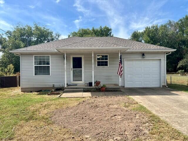 1121 South Colgate Avenue Property Photo 1