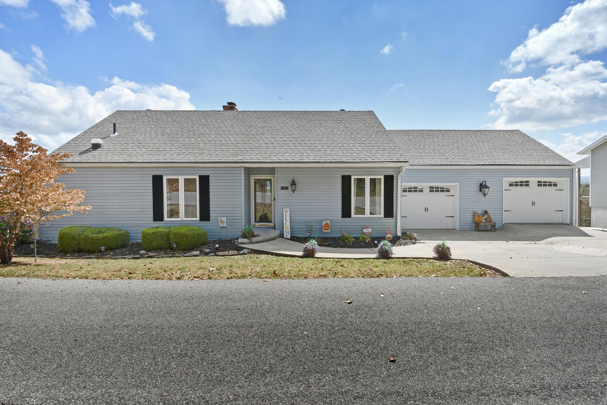 15 Hickory Drive Property Photo 5