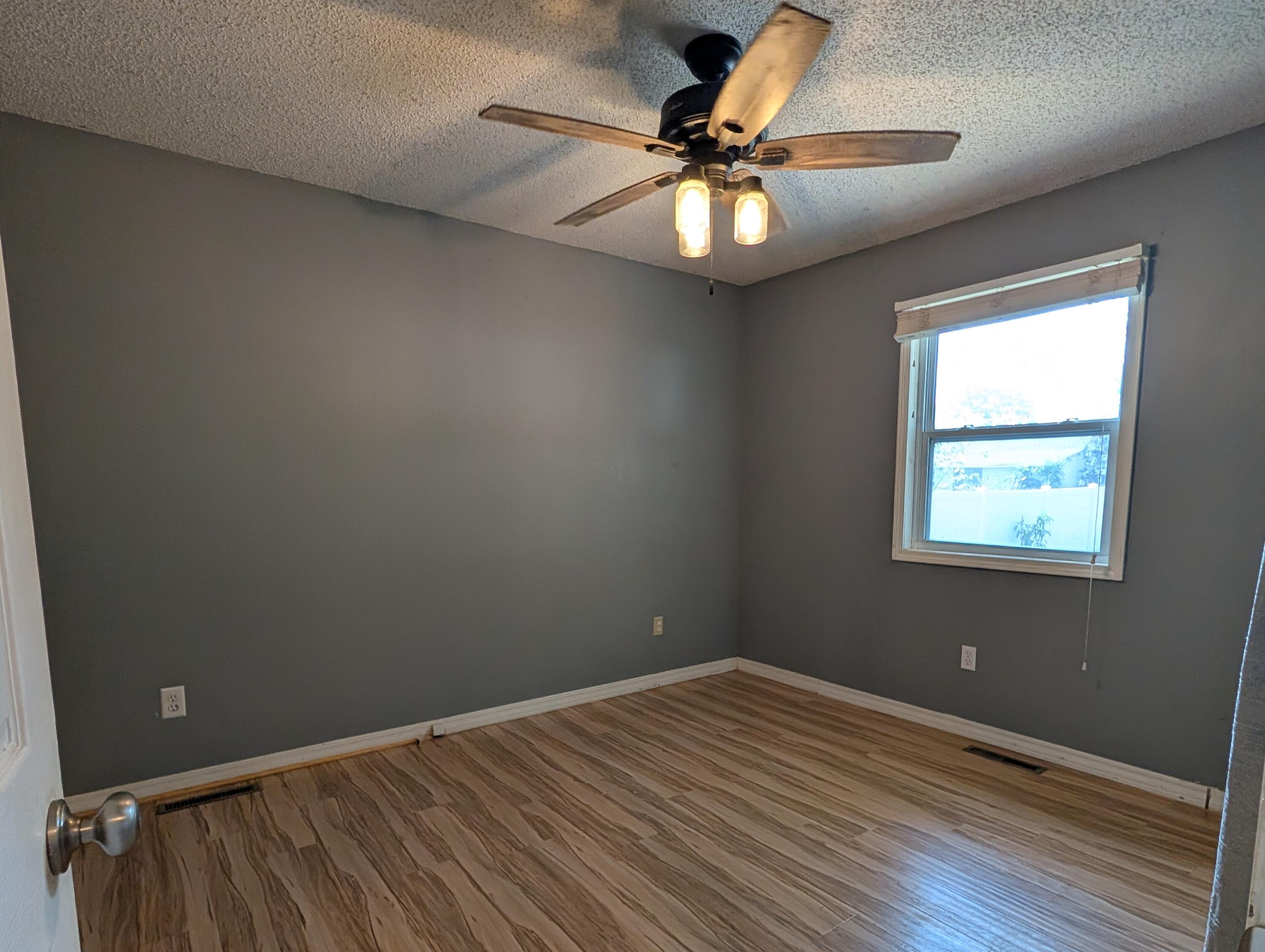 119 North Oakland Avenue Property Photo 12