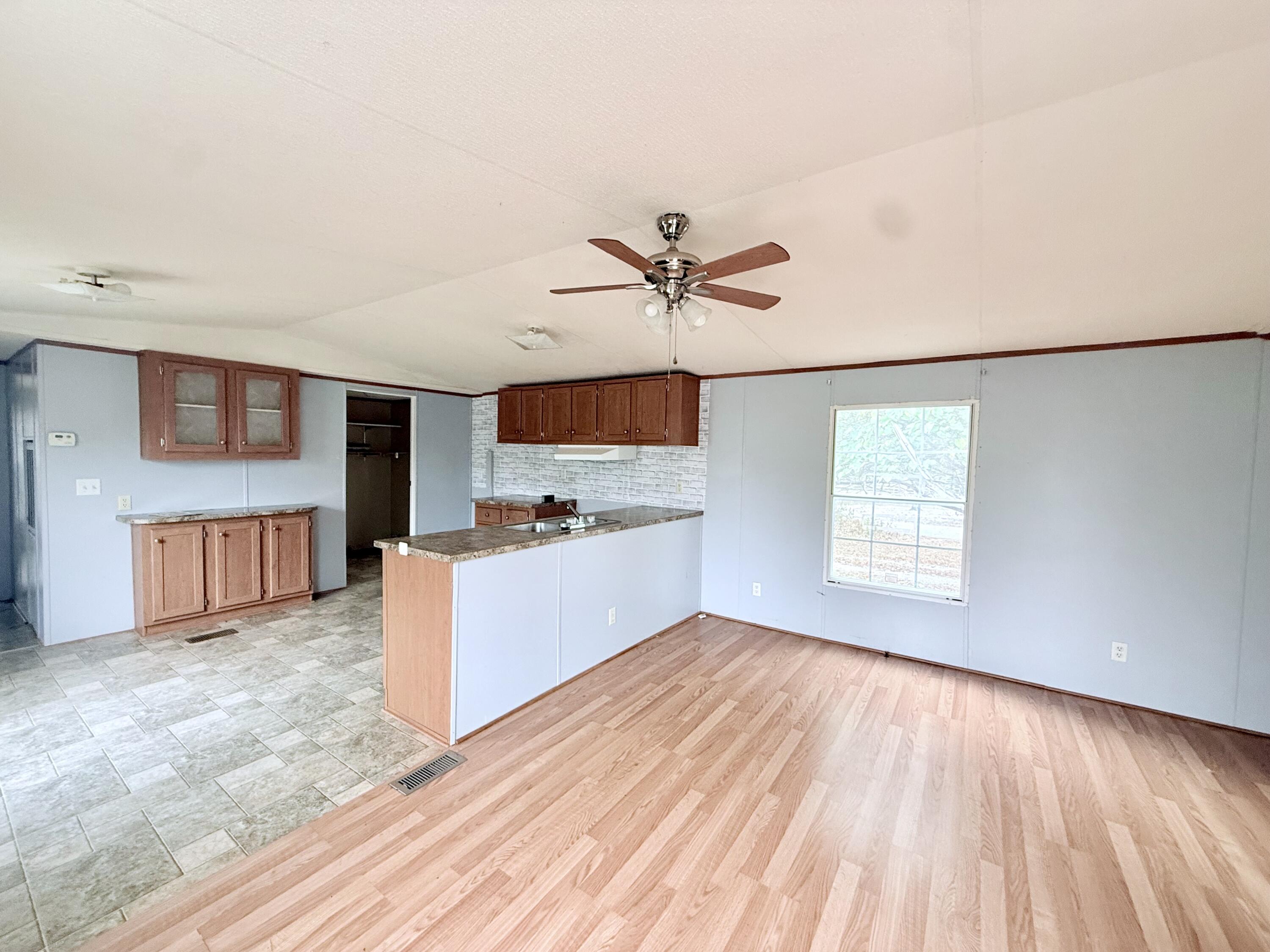 140 Old Yukon Road Property Photo 2