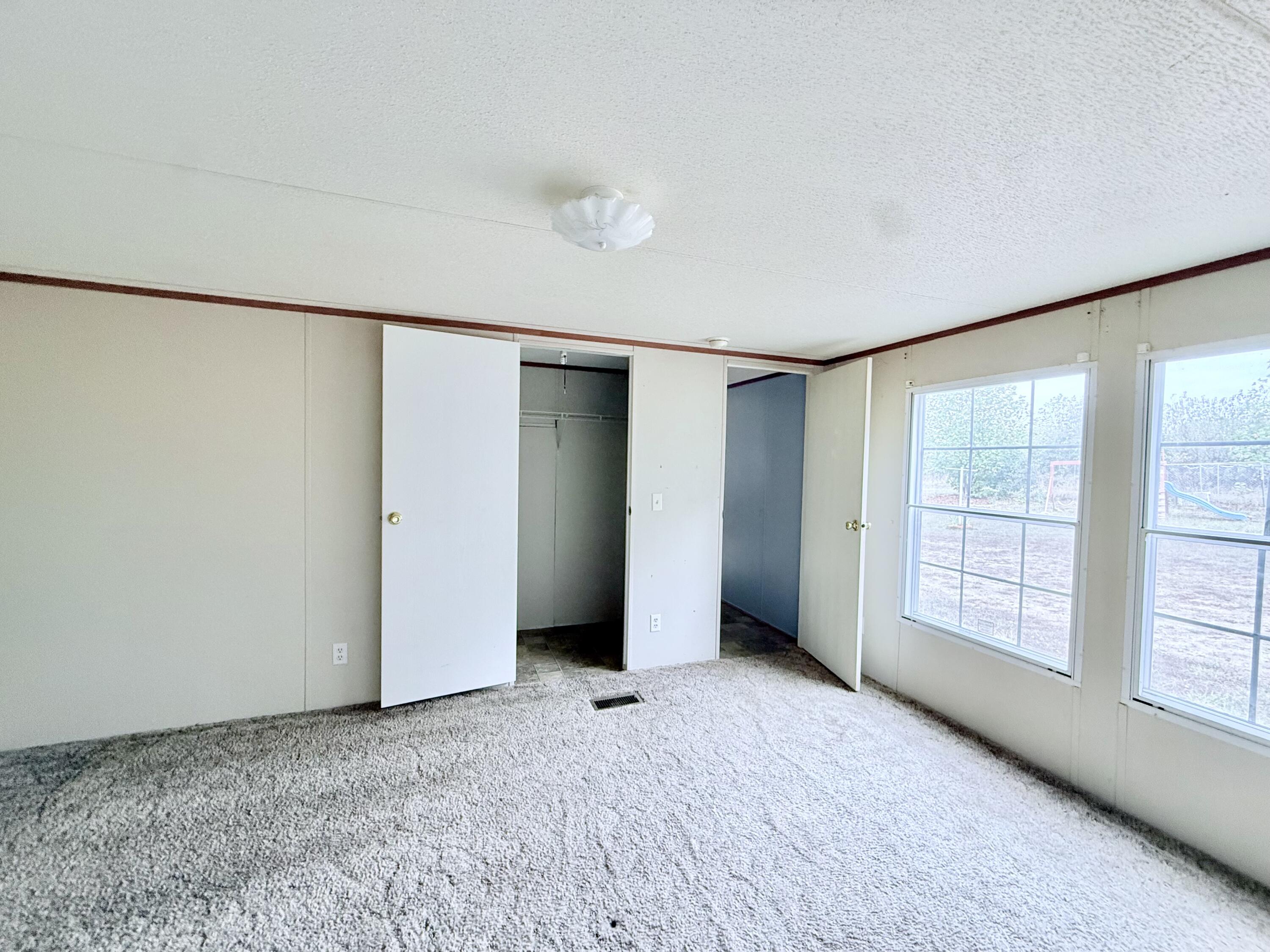 140 Old Yukon Road Property Photo 7