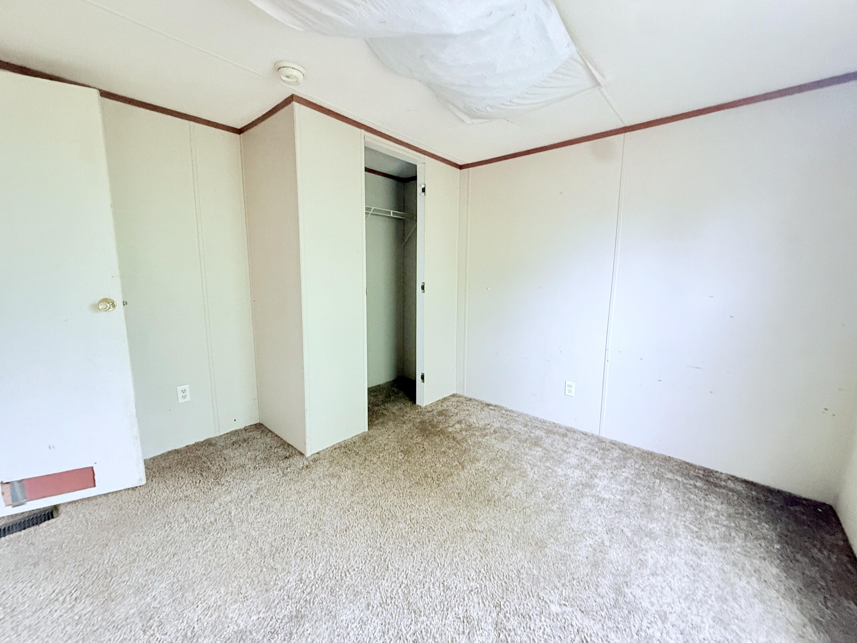140 Old Yukon Road Property Photo 11