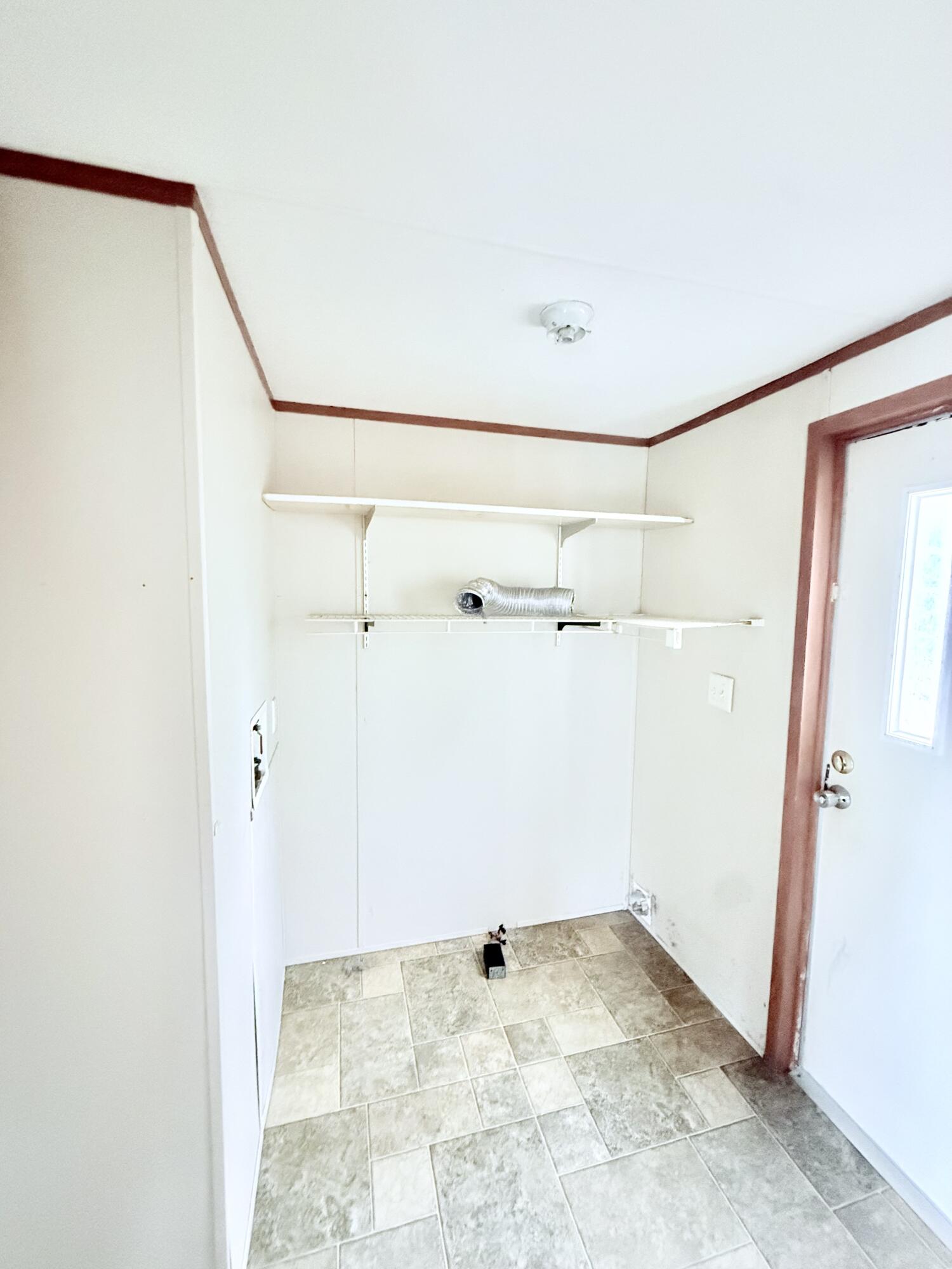 140 Old Yukon Road Property Photo 14