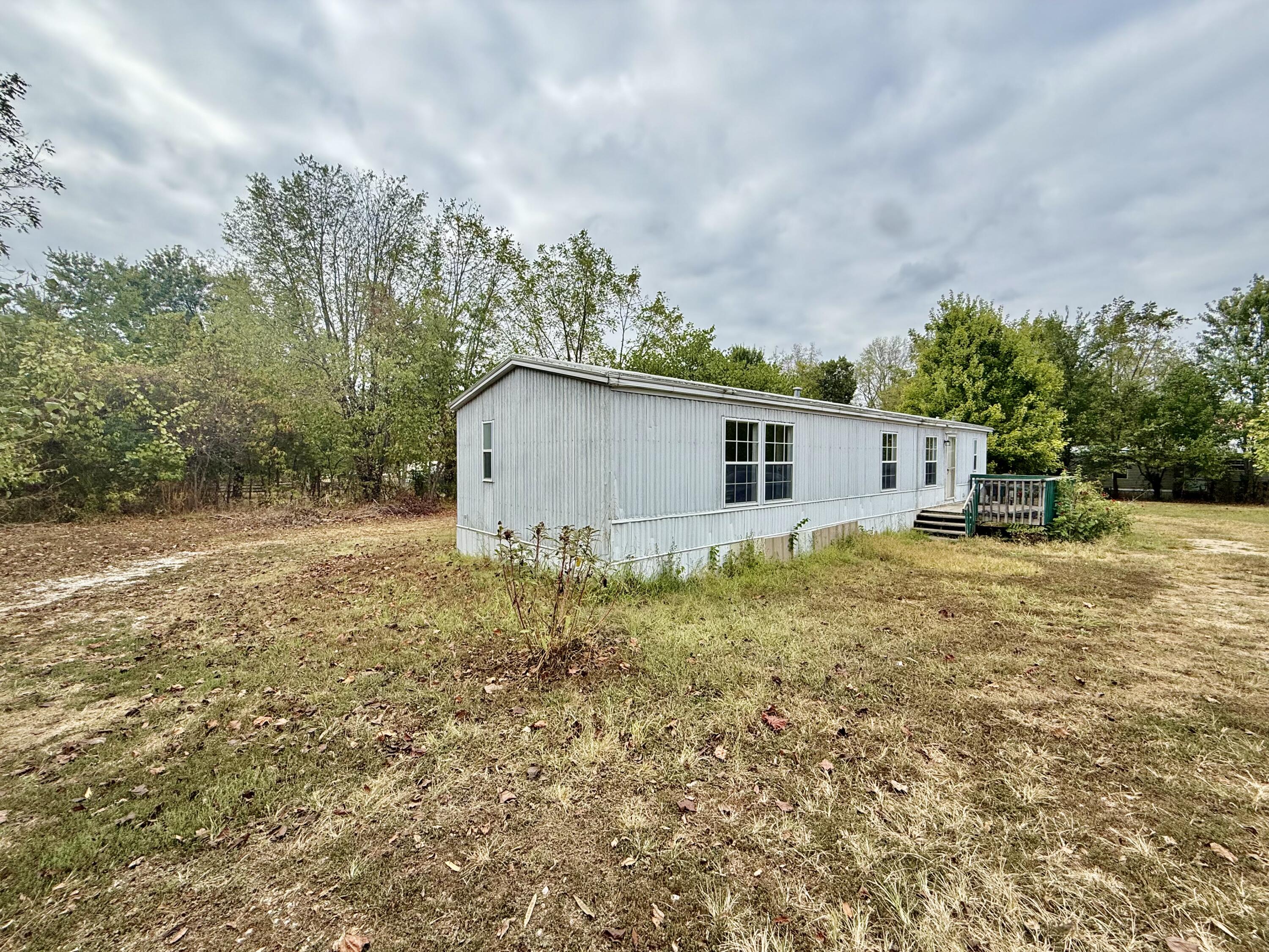 140 Old Yukon Road Property Photo 16