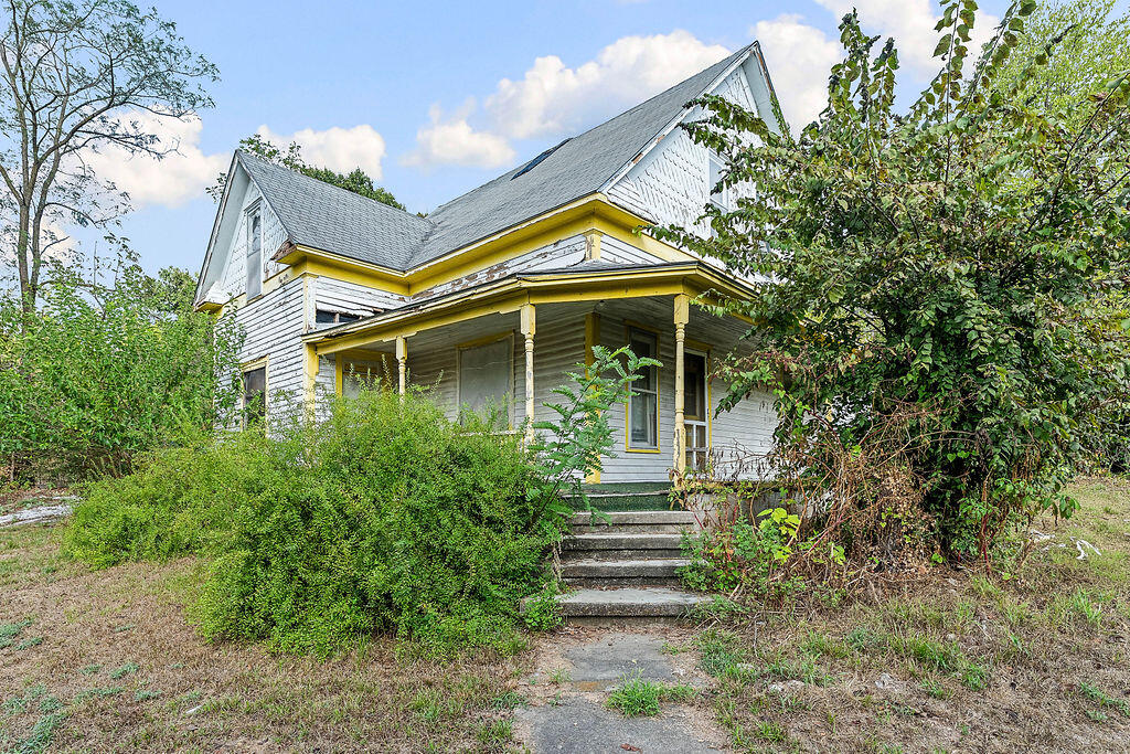 400 1st Street Property Photo 18