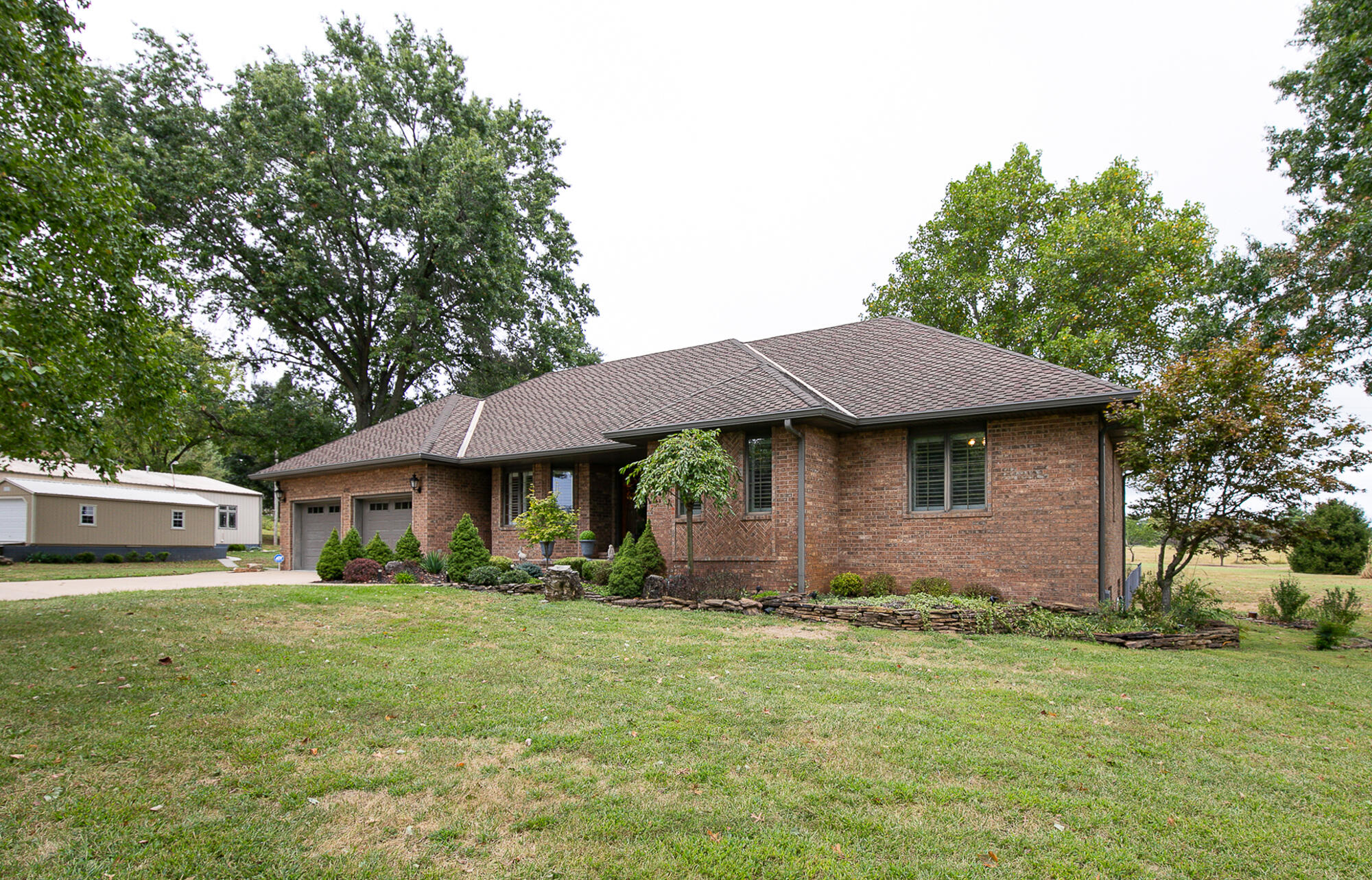 4181 East Farm Road 164 Property Photo 5
