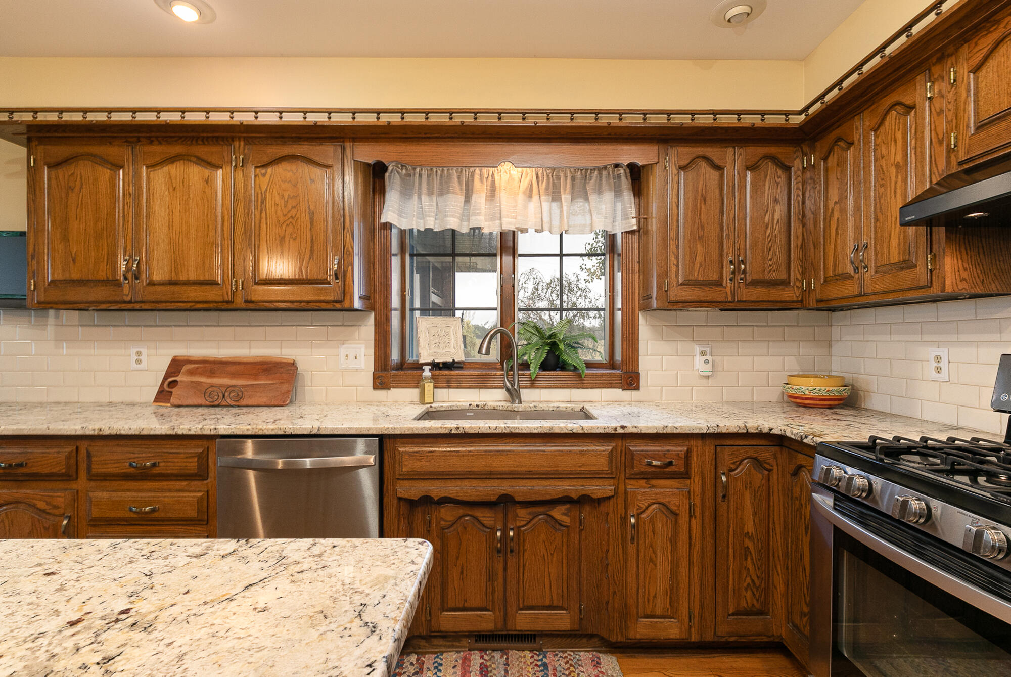 4181 East Farm Road 164 Property Photo 17