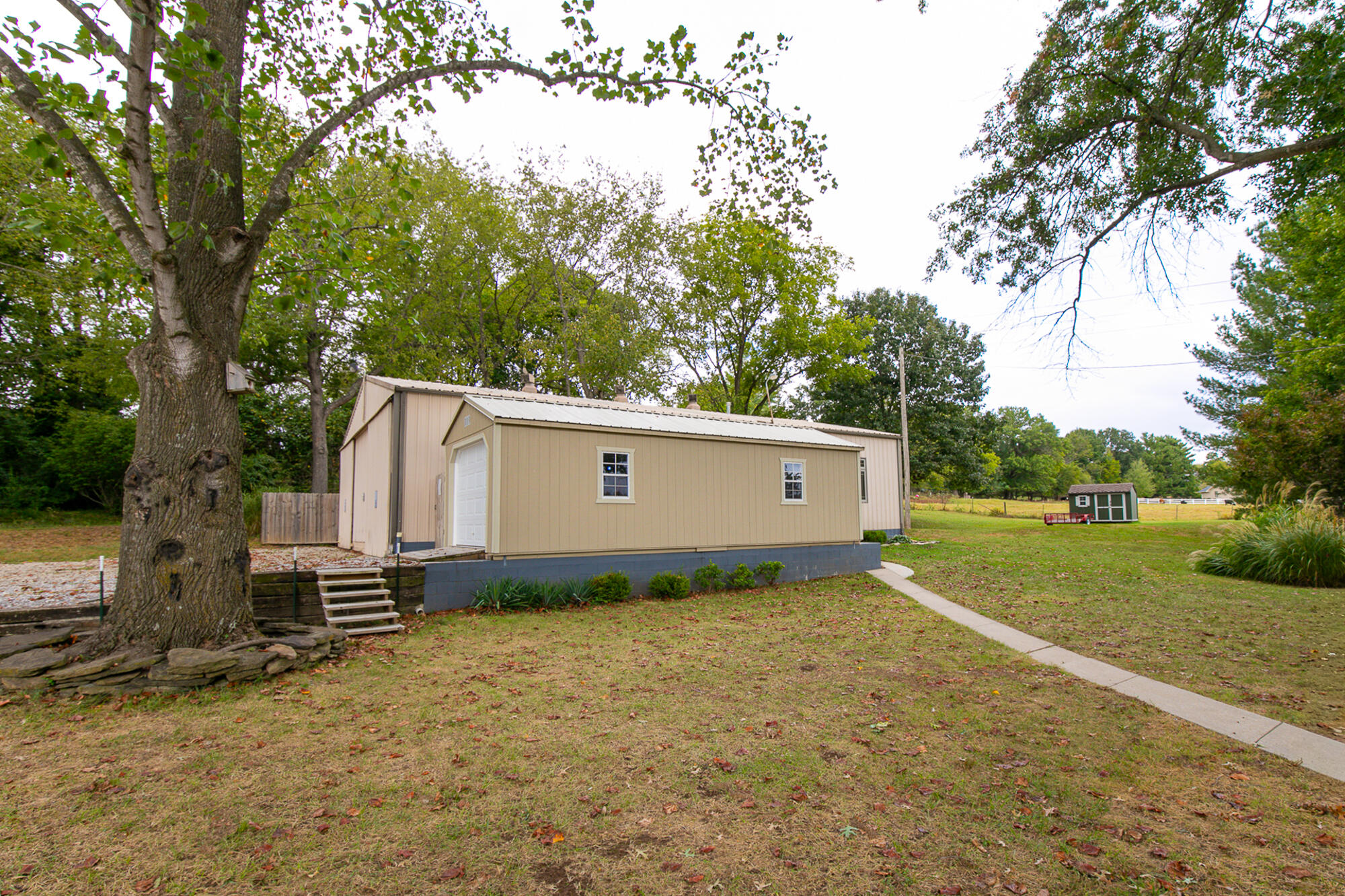 4181 East Farm Road 164 Property Photo 60
