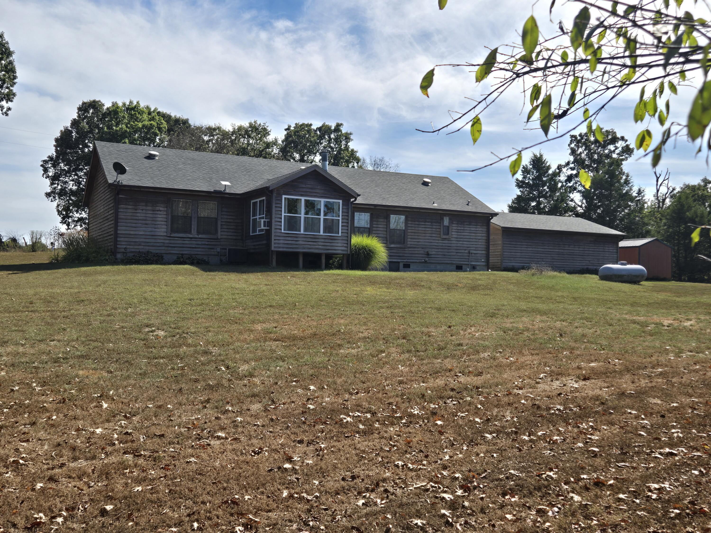 2283 East 360th Road Property Photo 4