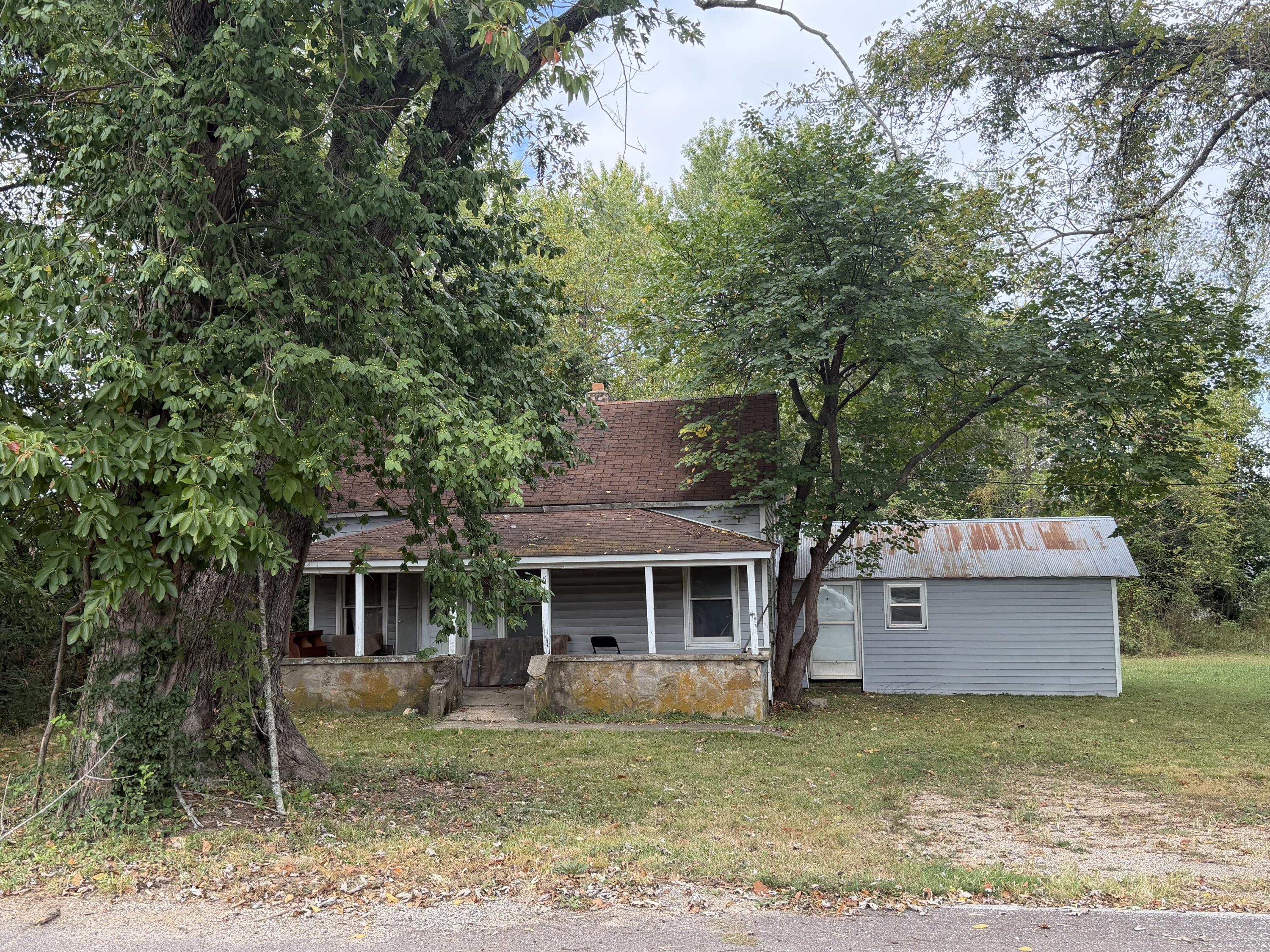 510 East James Street Property Photo 2