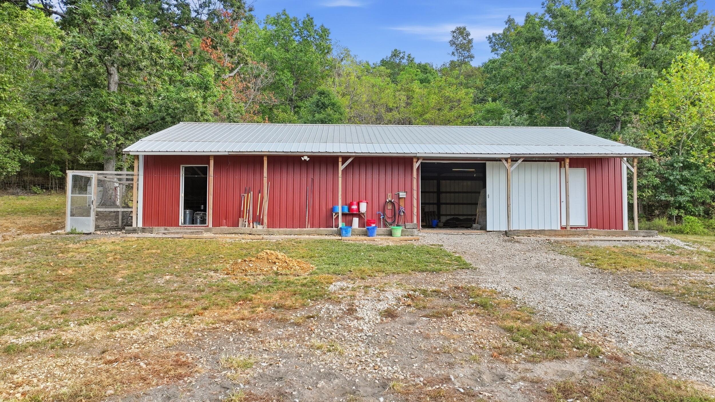 1804 Bluebird Road Property Photo 3