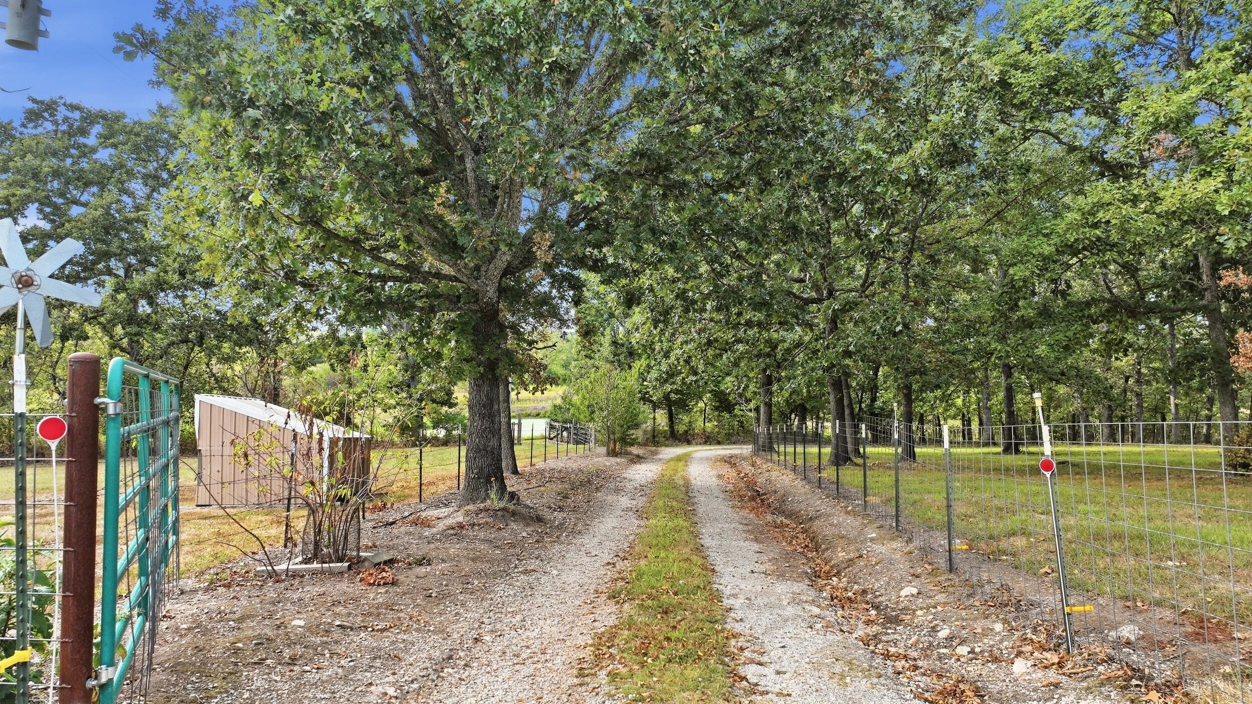 1804 Bluebird Road Property Photo 22
