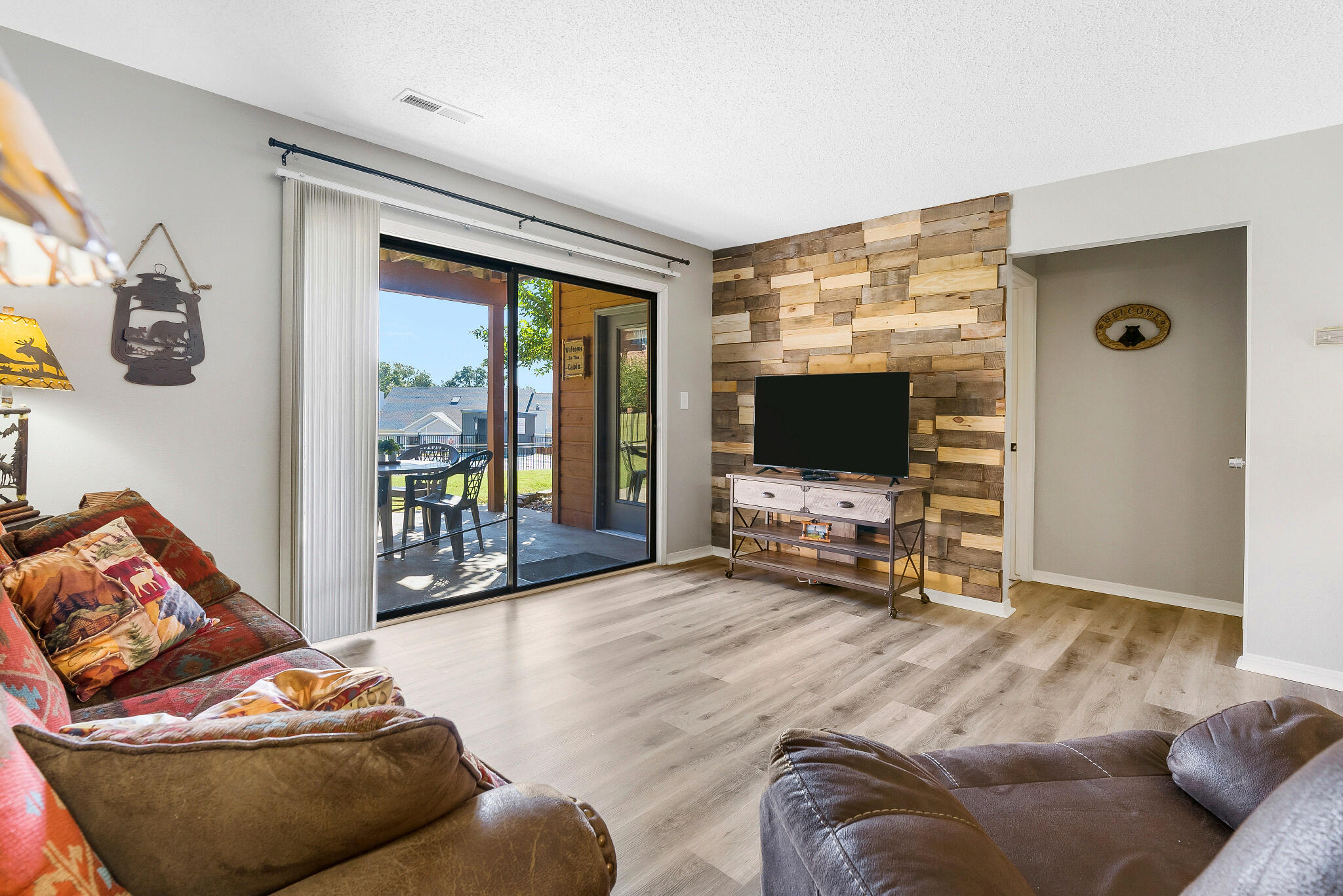 189 Avondale Drive 91-3 Property Photo 5