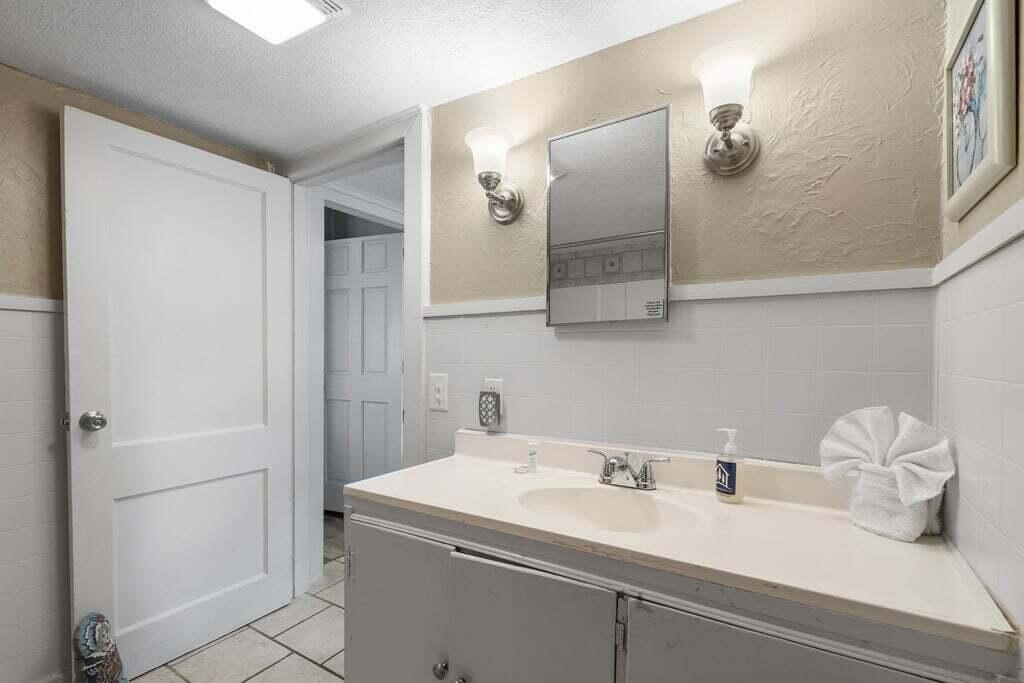 215 North 3rd Street Property Photo 87