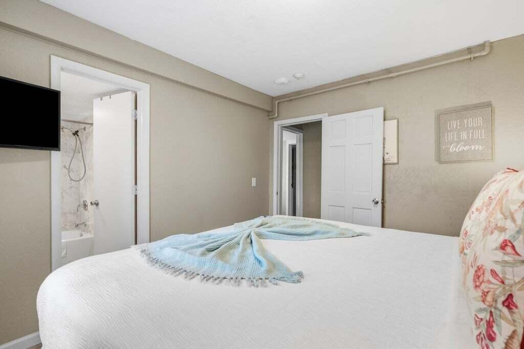 215 North 3rd Street Property Photo 90