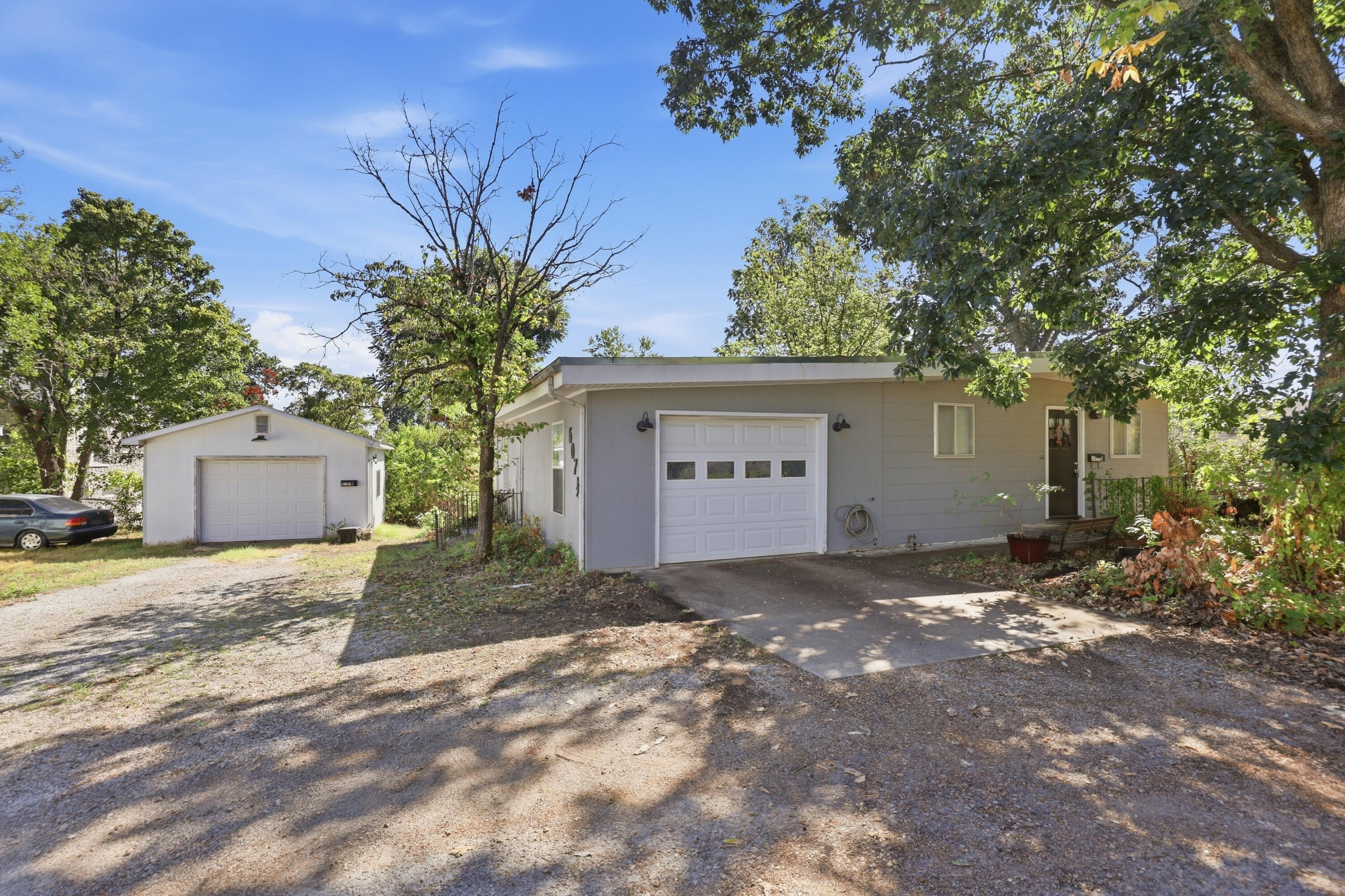 60334851 Property Photo 1