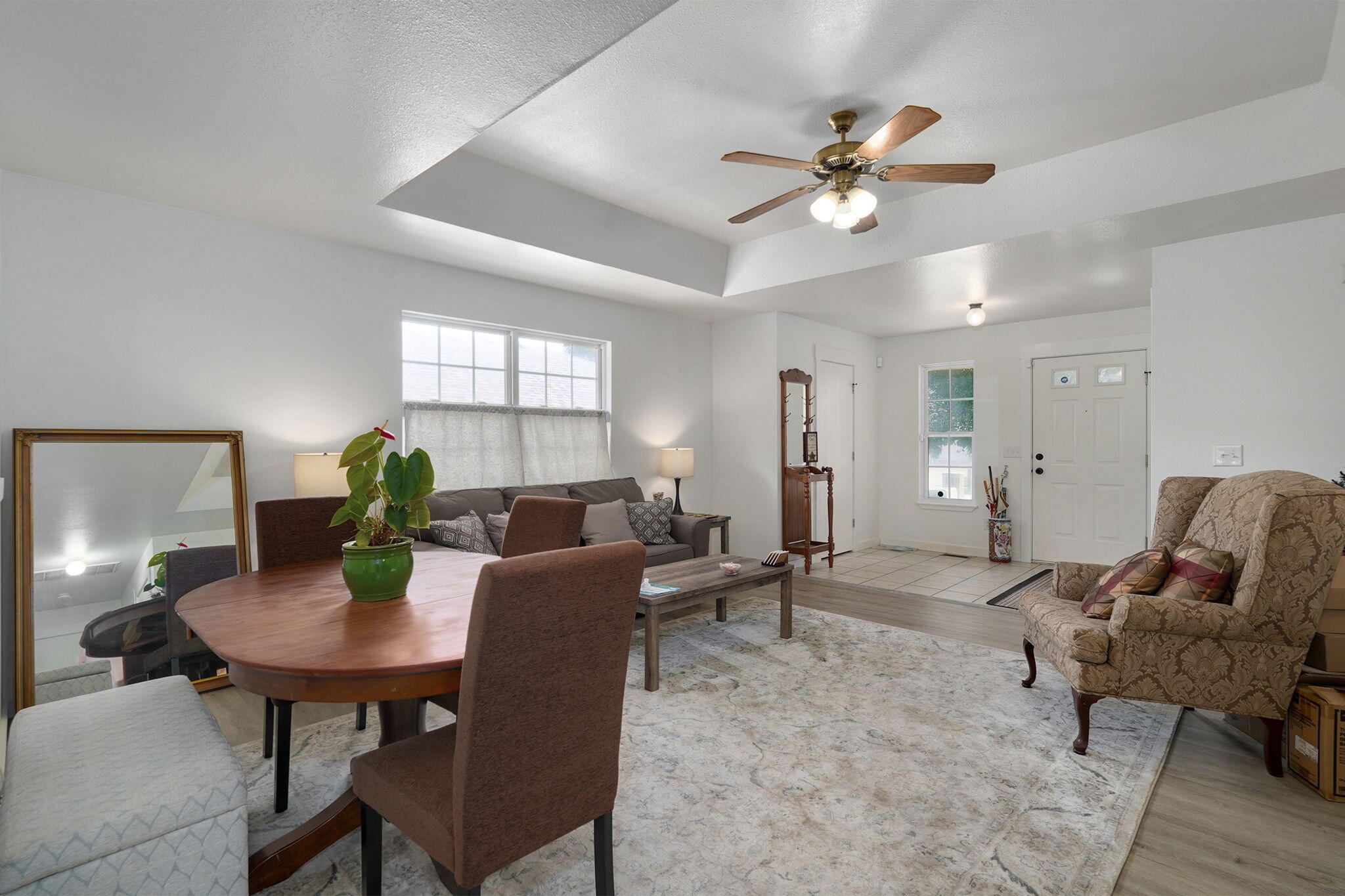 1257 East Mcclernon Street Property Photo 7