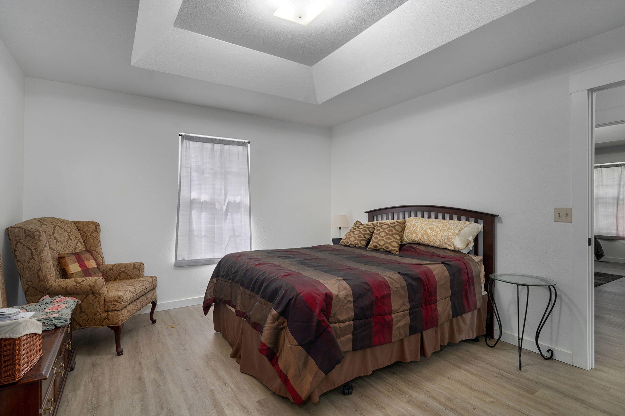 1257 East Mcclernon Street Property Photo 15