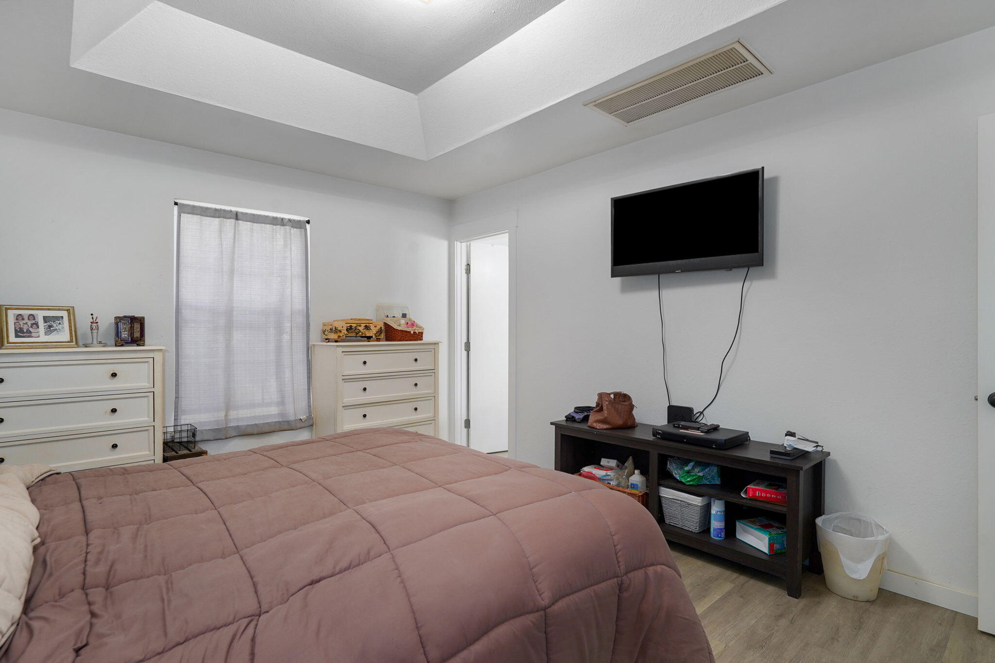 1257 East Mcclernon Street Property Photo 17