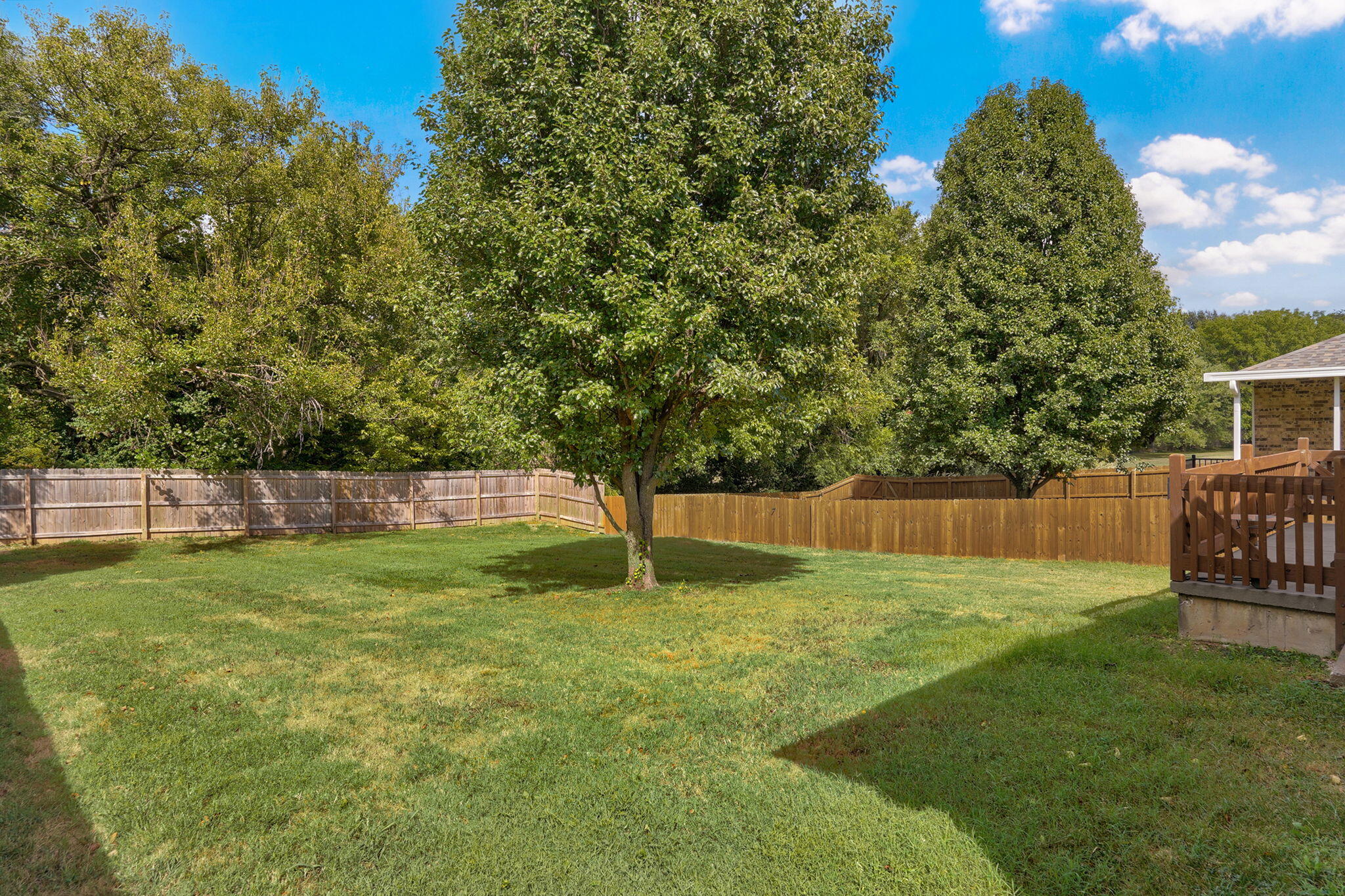 1257 East Mcclernon Street Property Photo 25