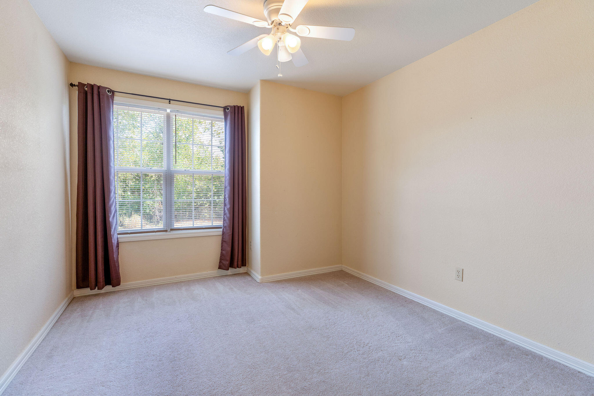 435 Eagle Drive Property Photo 13