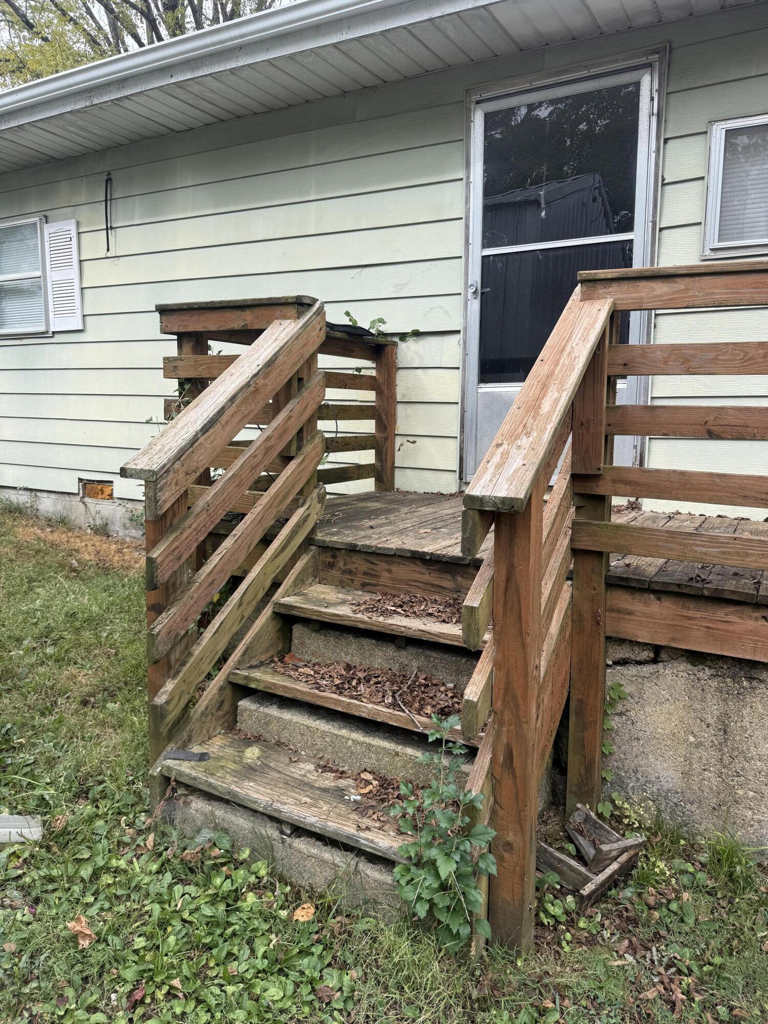 187 West Missouri Street Property Photo 44