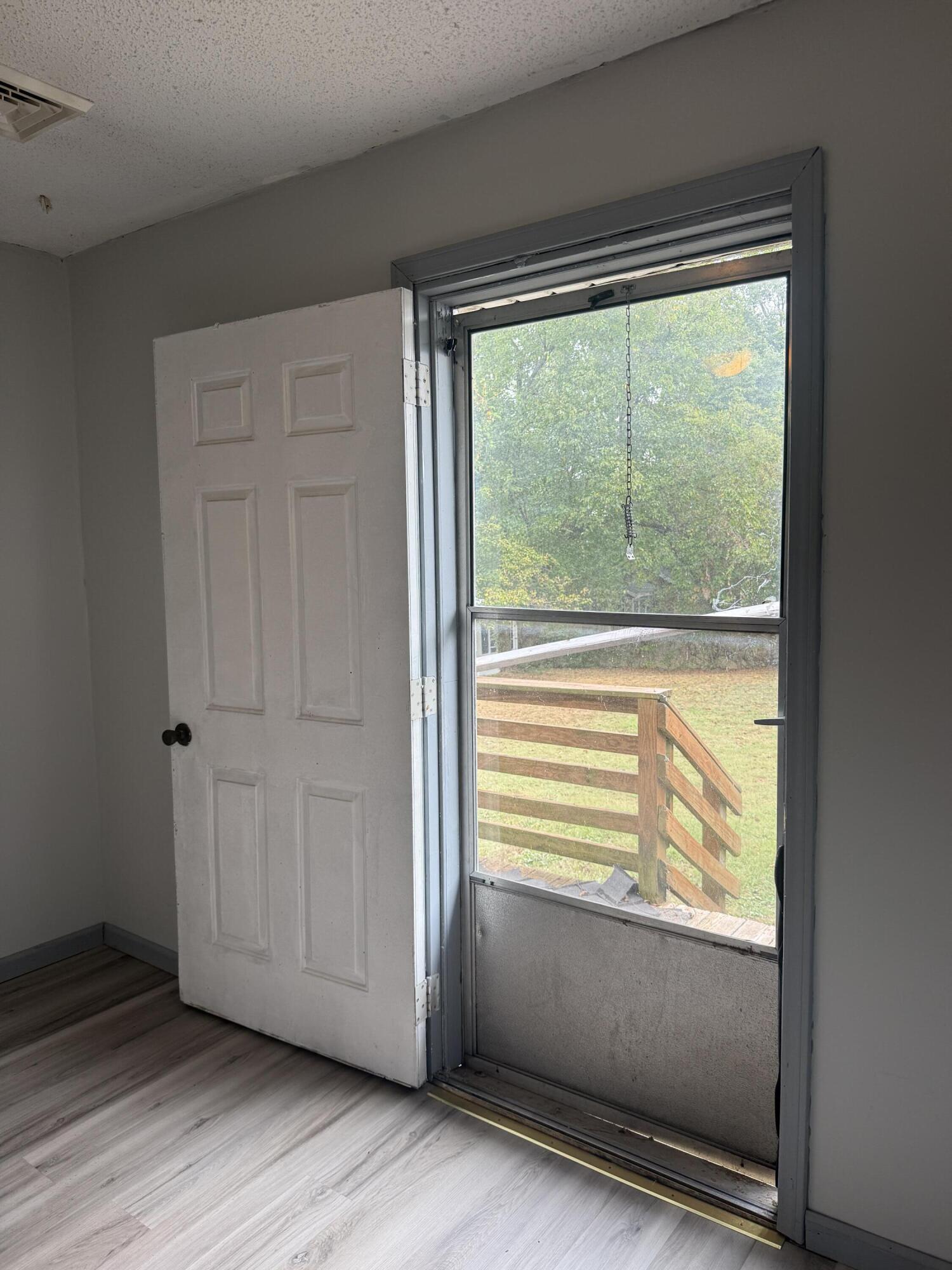 187 West Missouri Street Property Photo 46