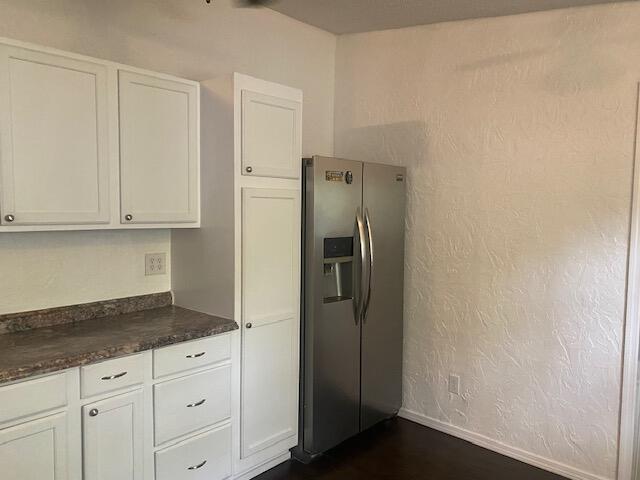 213 East Garfield Avenue Property Photo 8